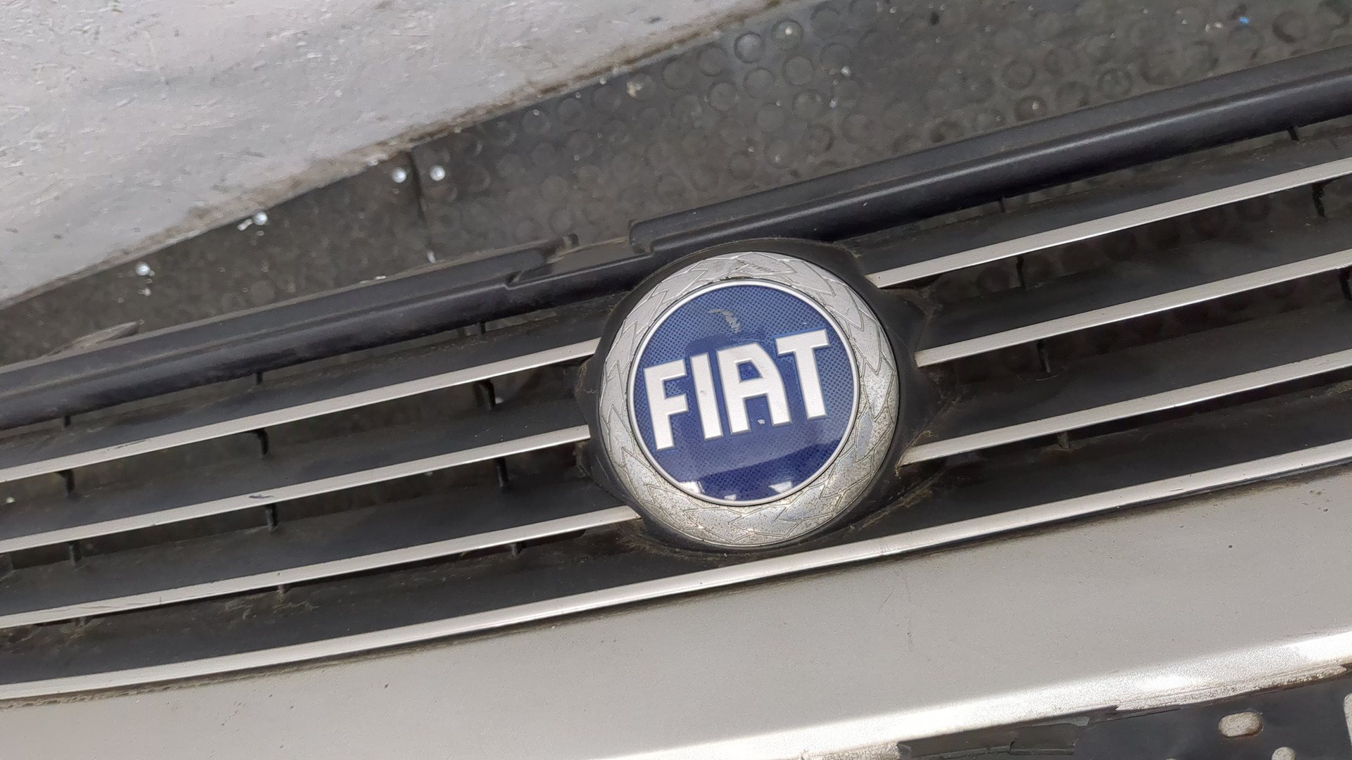 Бампер передний