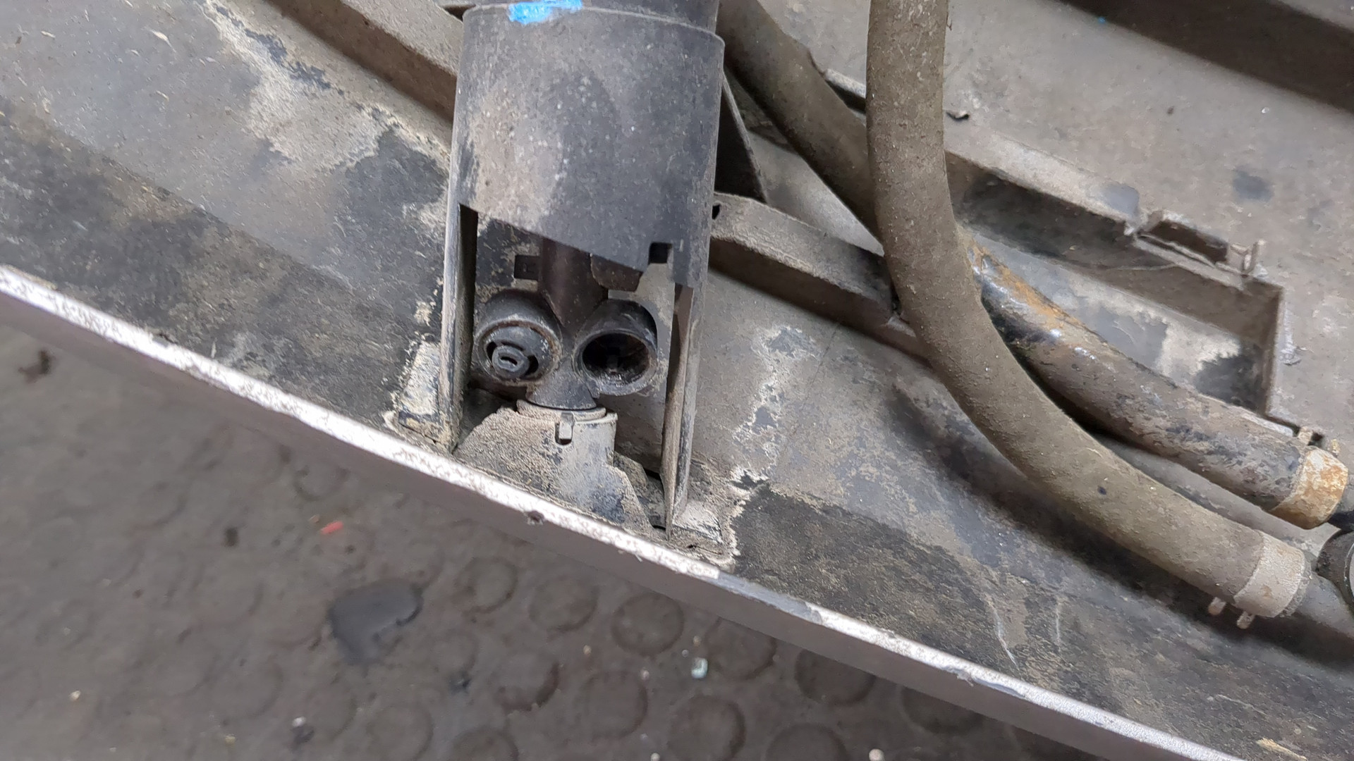 Бампер передний