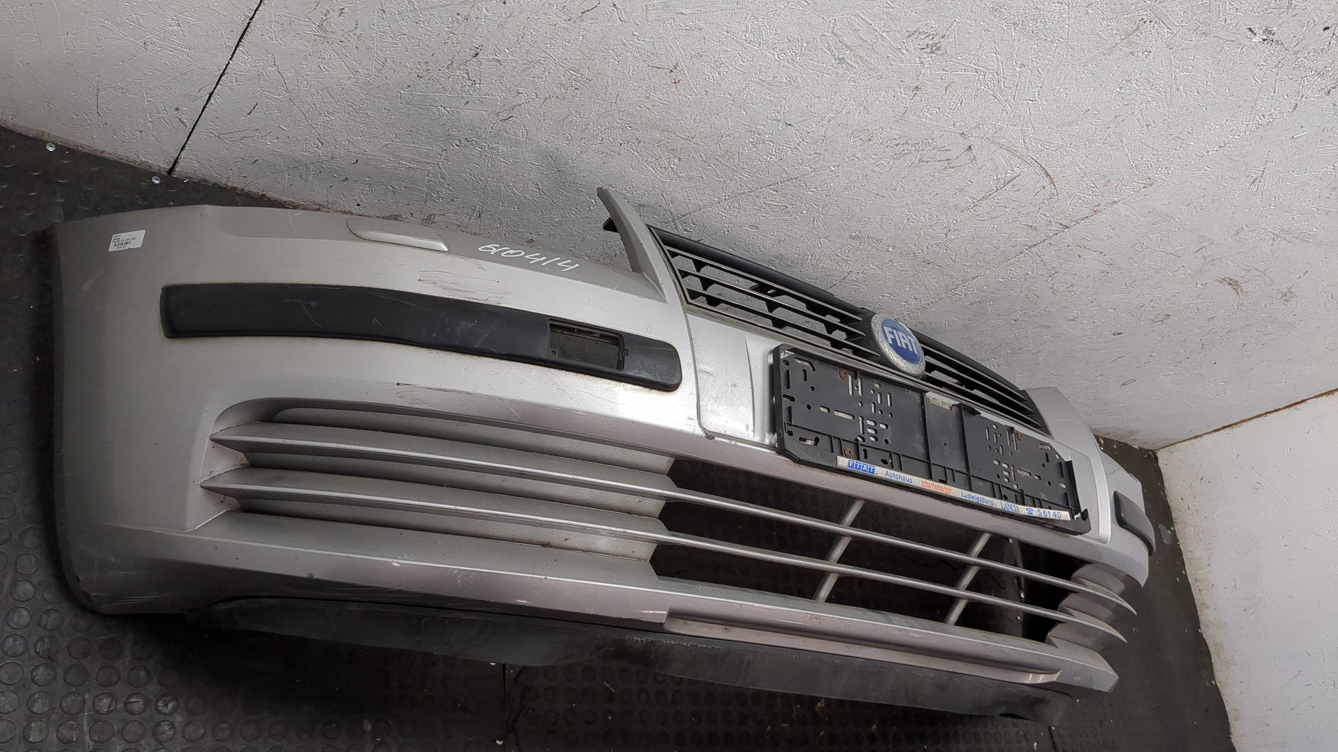 Бампер передний