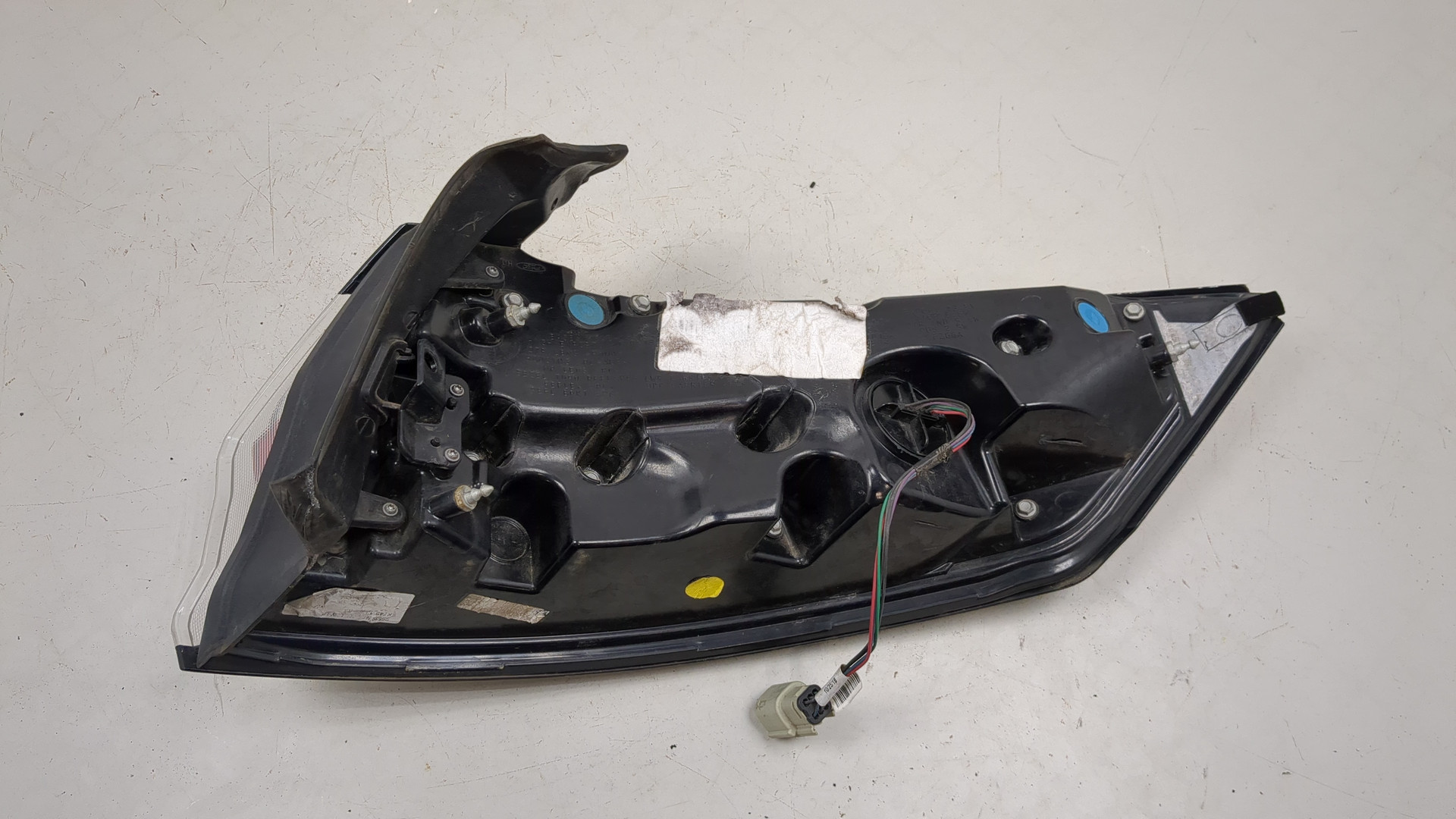 Фонарь задний левый