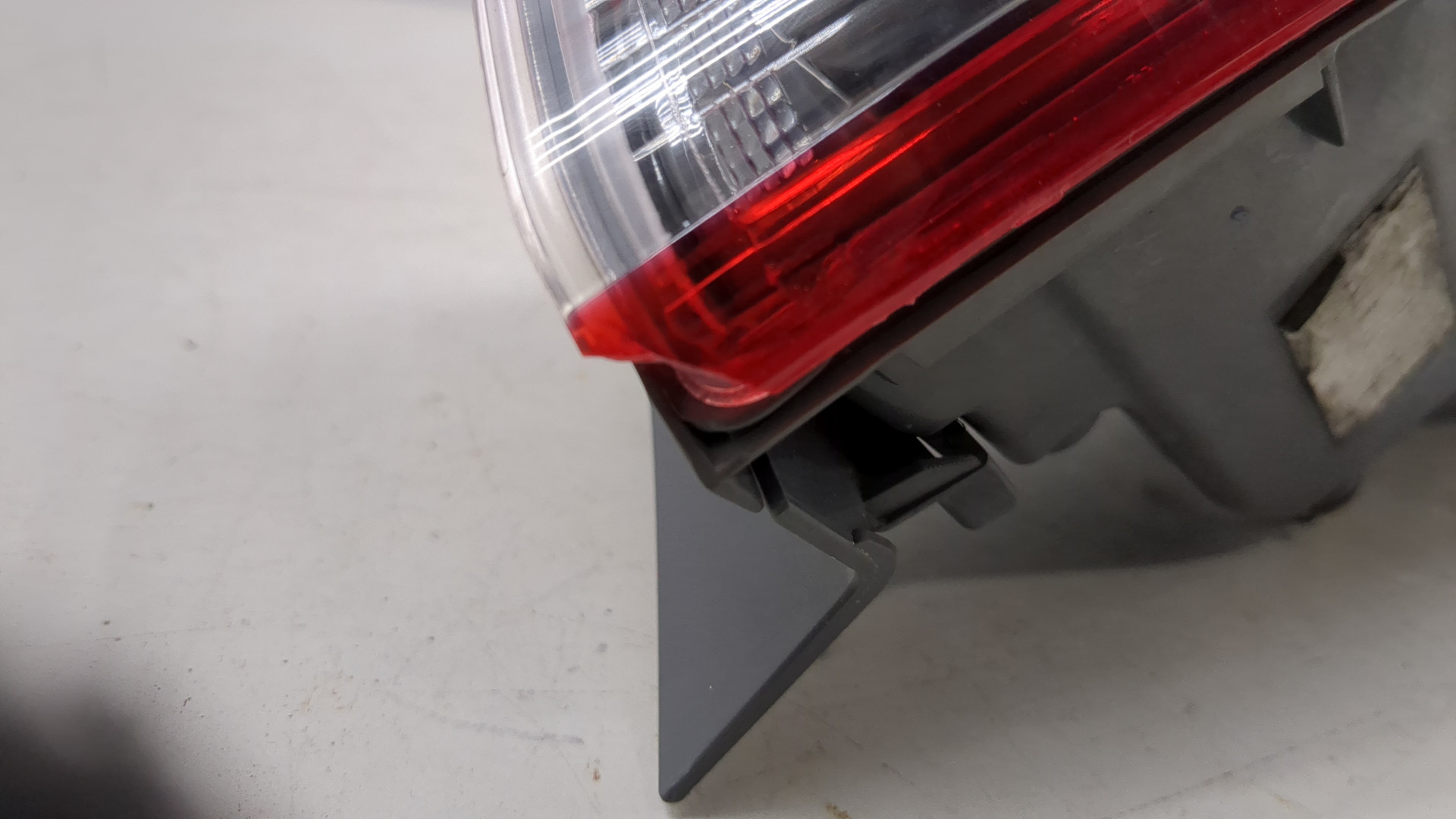 Фонарь задний правый