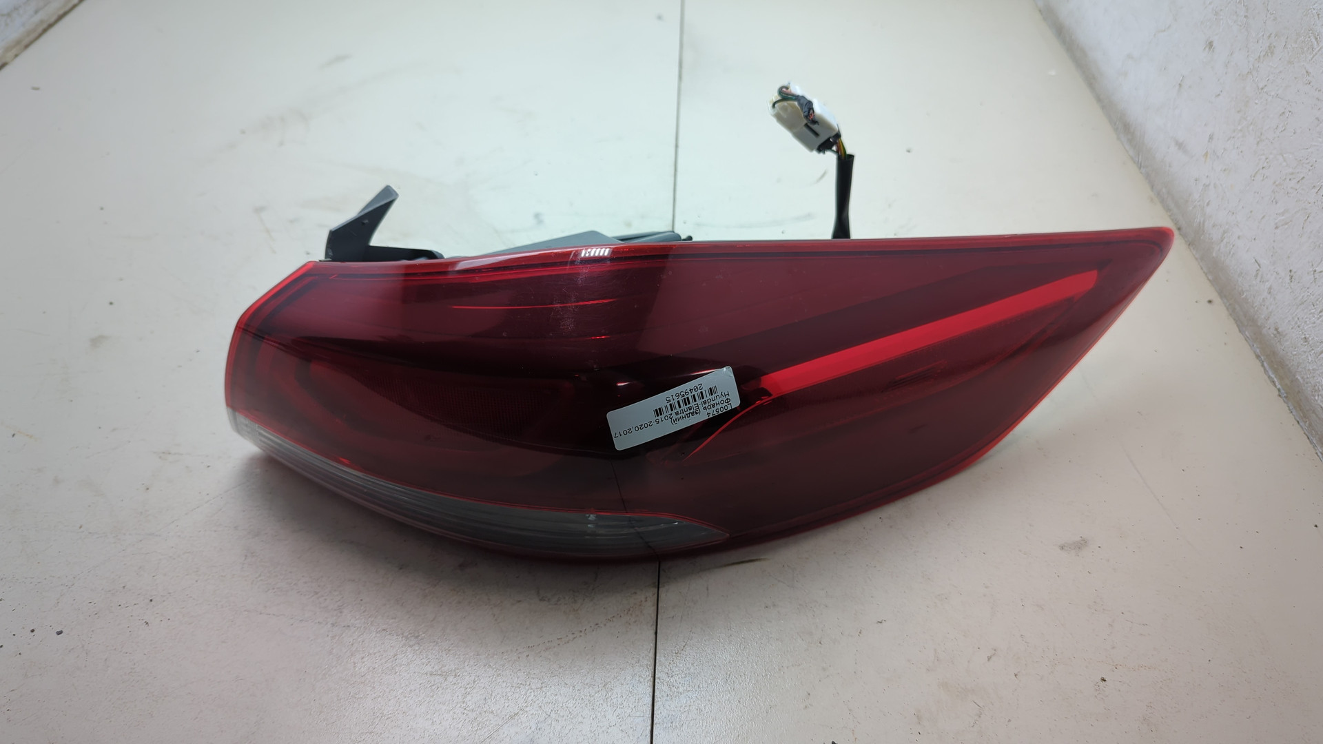 Фонарь задний правый