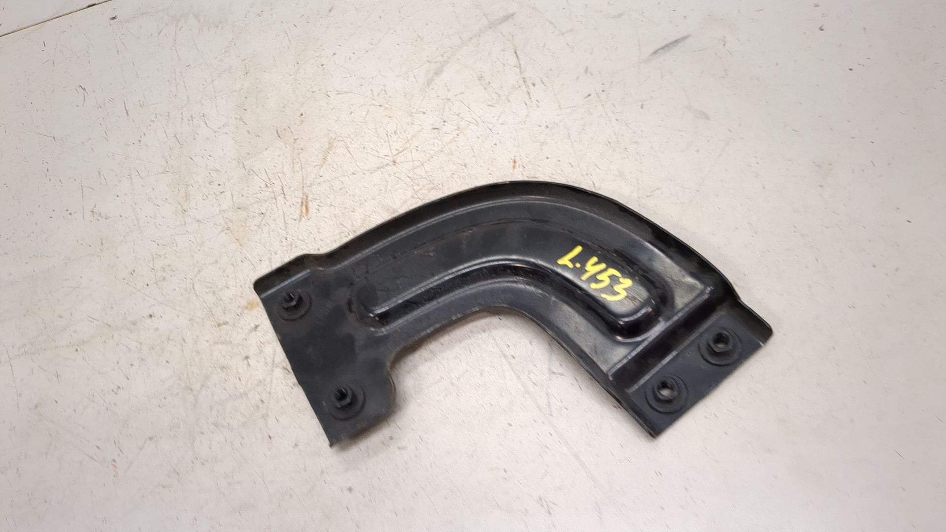 Кронштейн крепления крыла