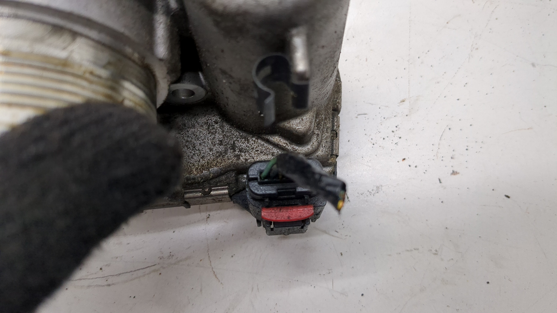 Заслонка дроссельная электрическая