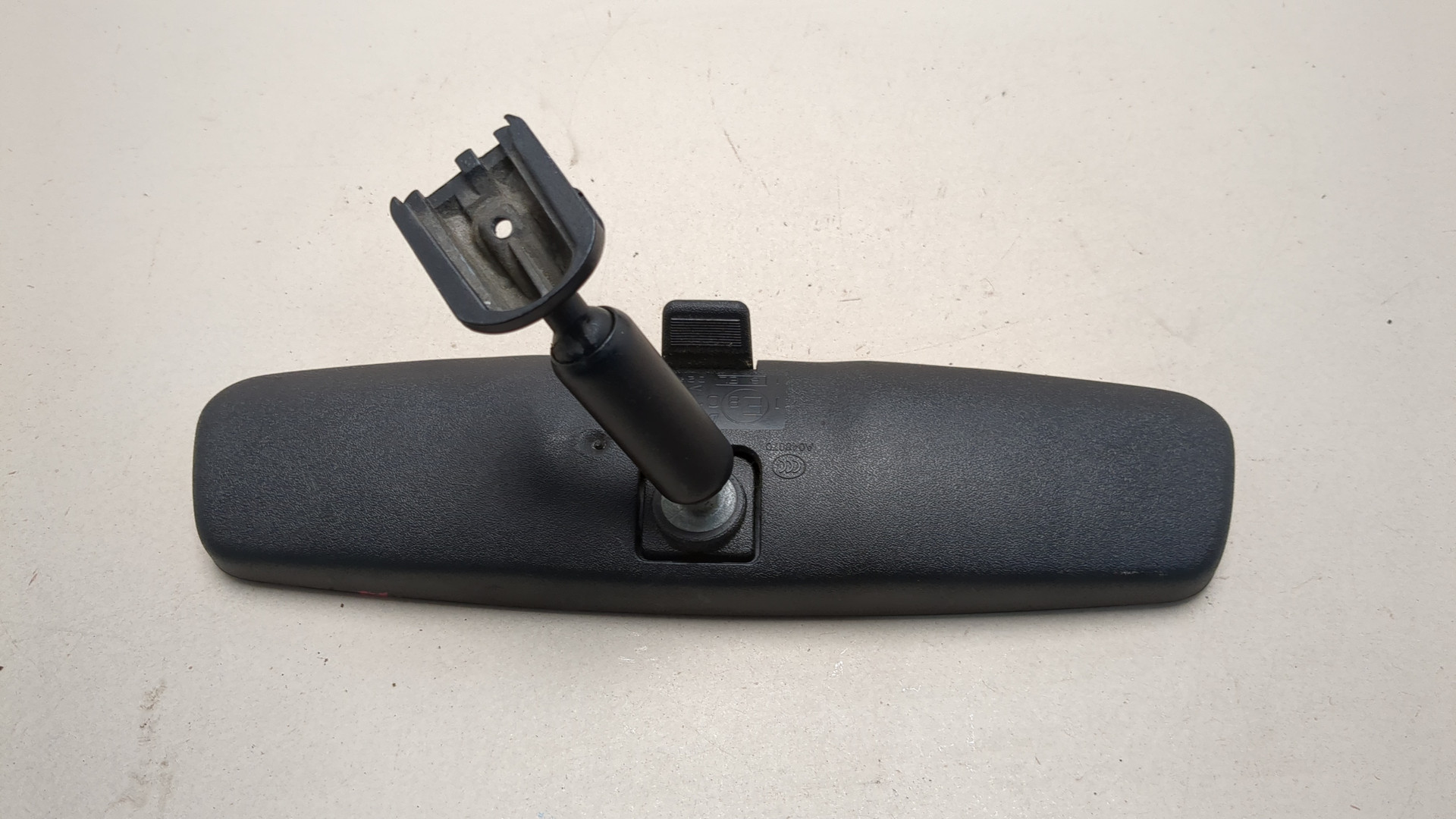 Зеркало заднего вида