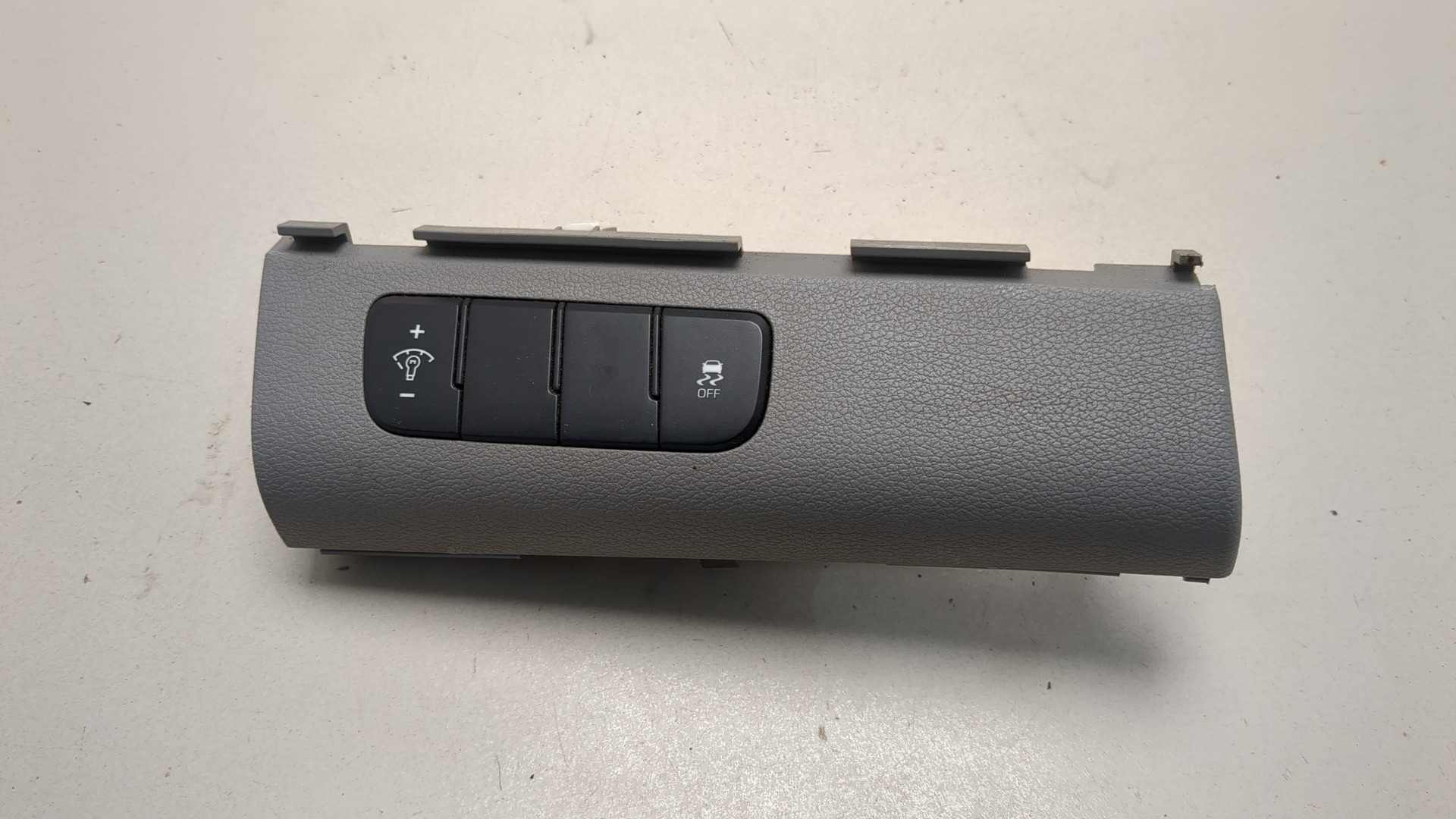 Кнопка переключения режимов подвески