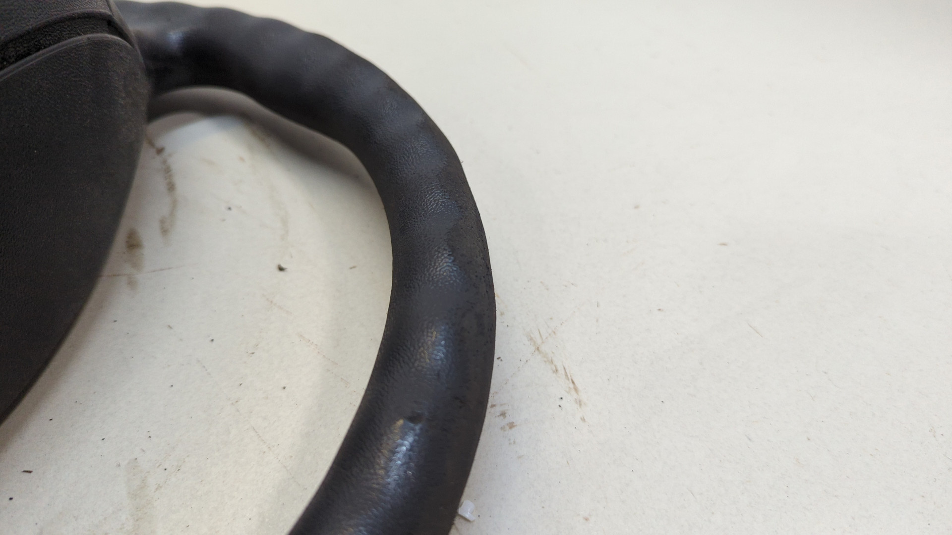 Рулевое колесо (руль)