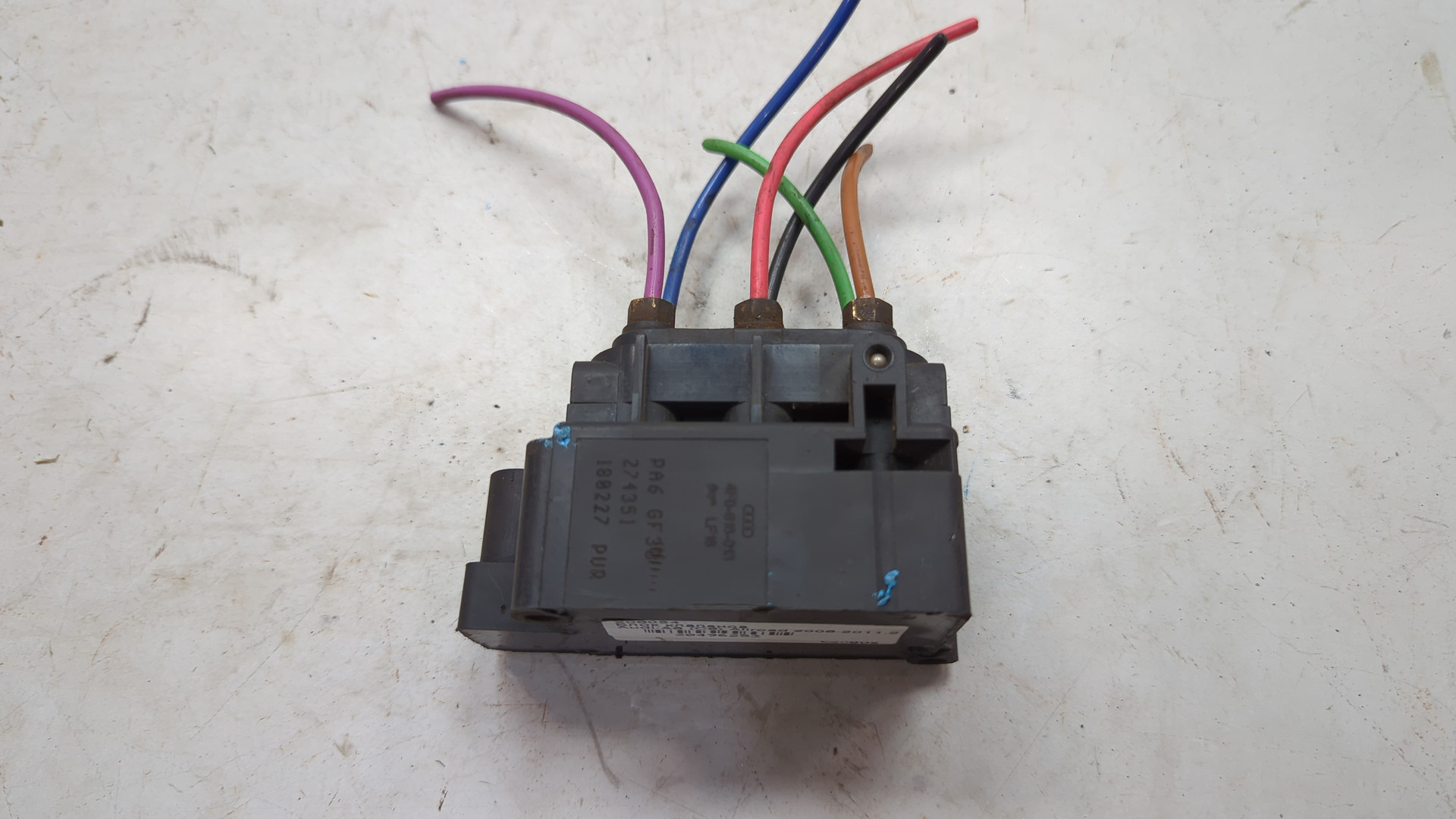 Блок клапанов