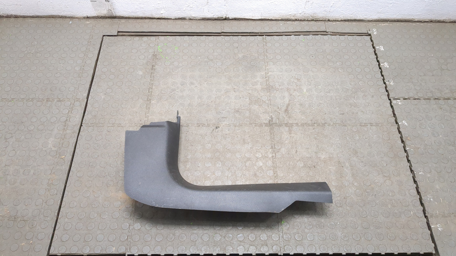 Обшивка стойки