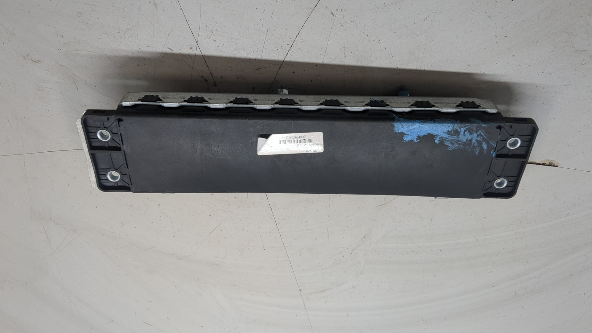 Подушка безопасности нижняя (для колен)