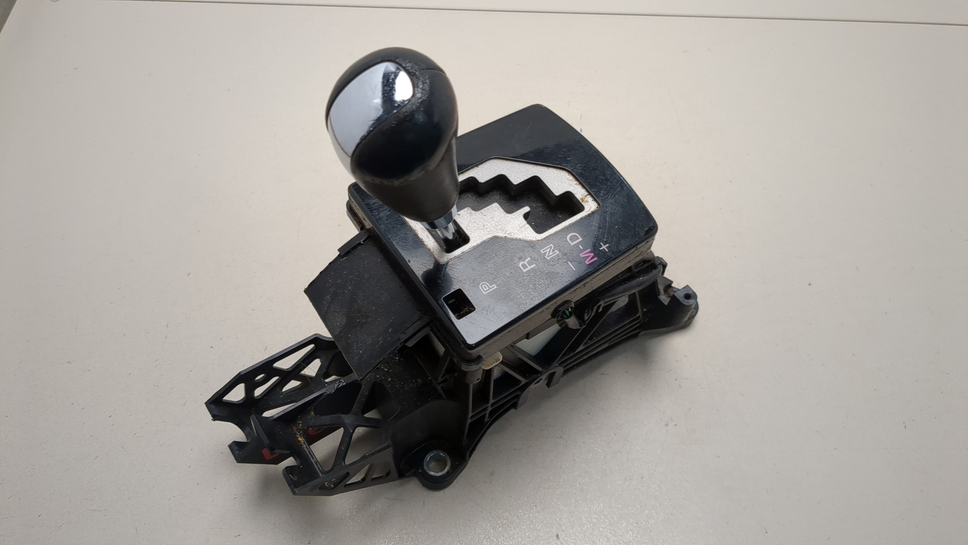 Кулиса МКПП / АКПП