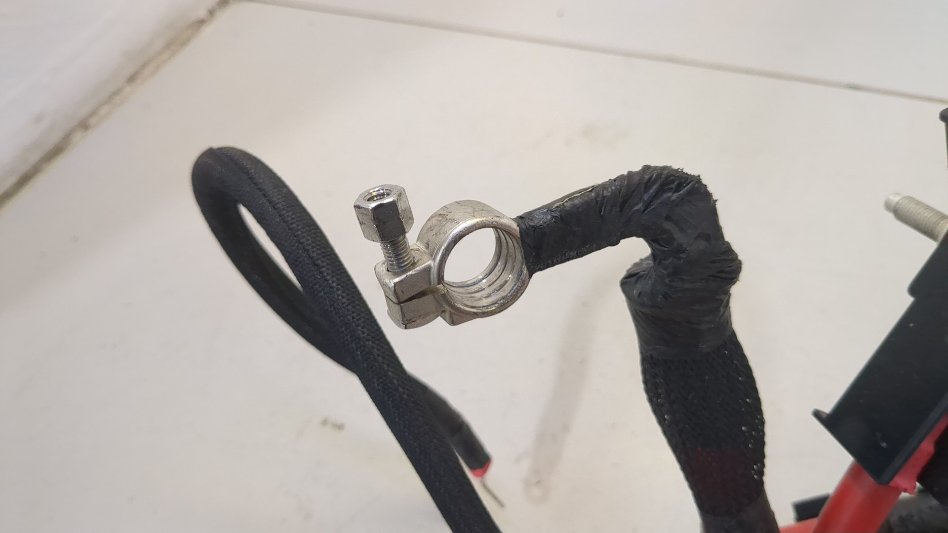 Провод высокого напряжения