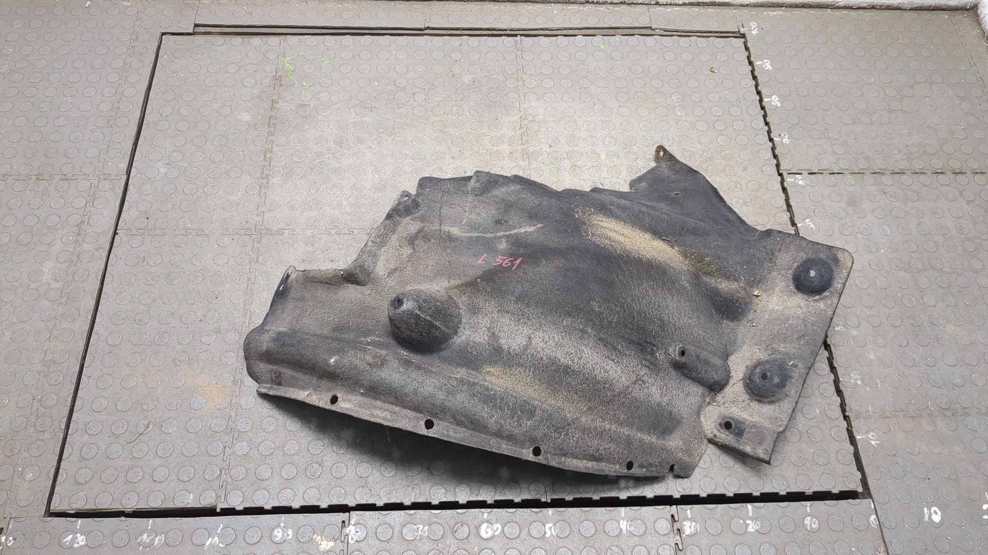 Локер передний левый