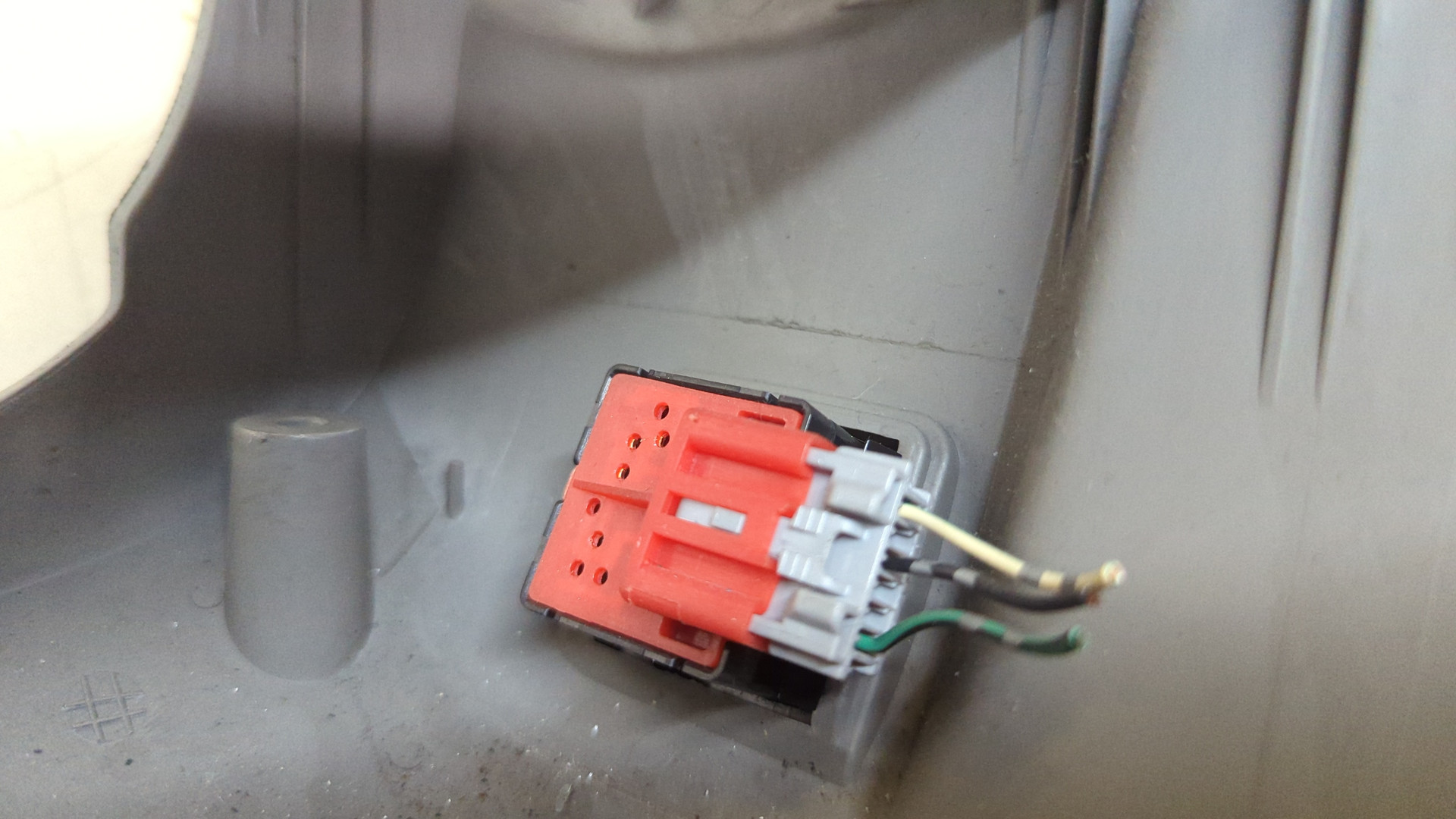 Кожух рулевой колонки