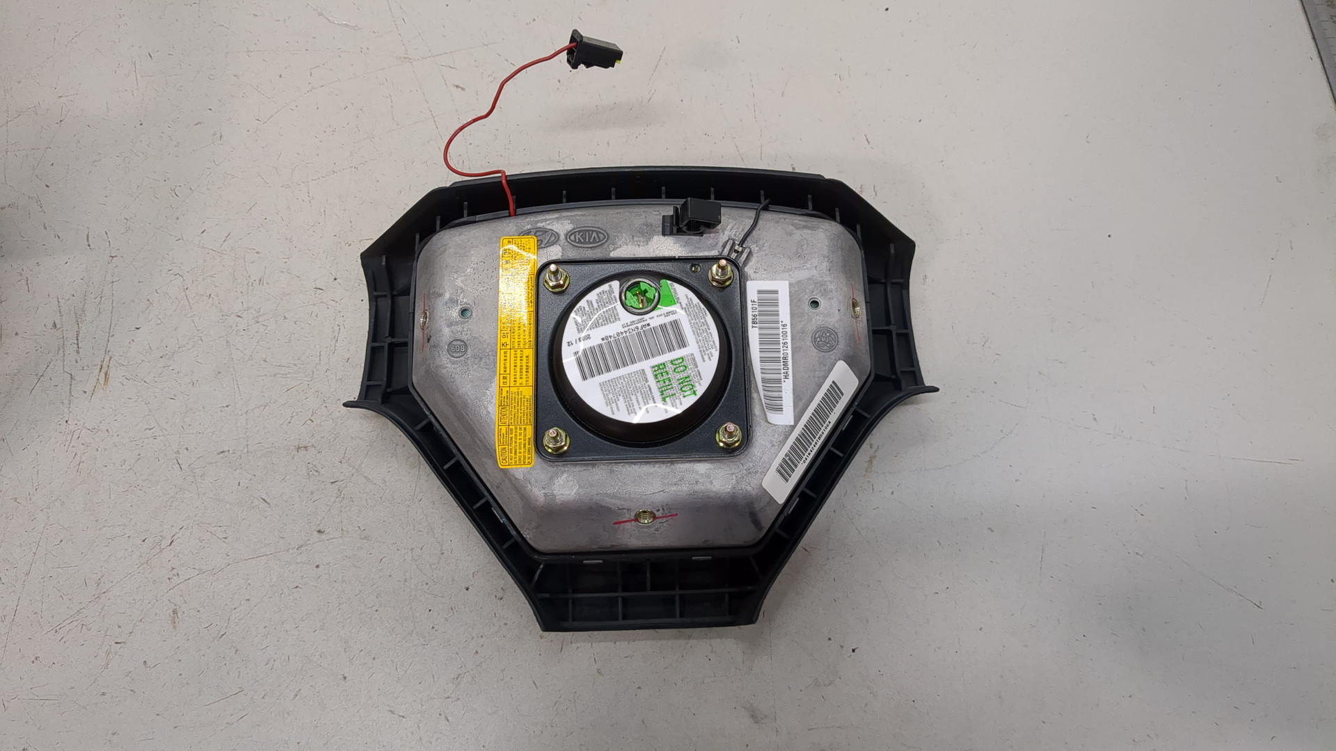 Подушка безопасности в рулевое колесо