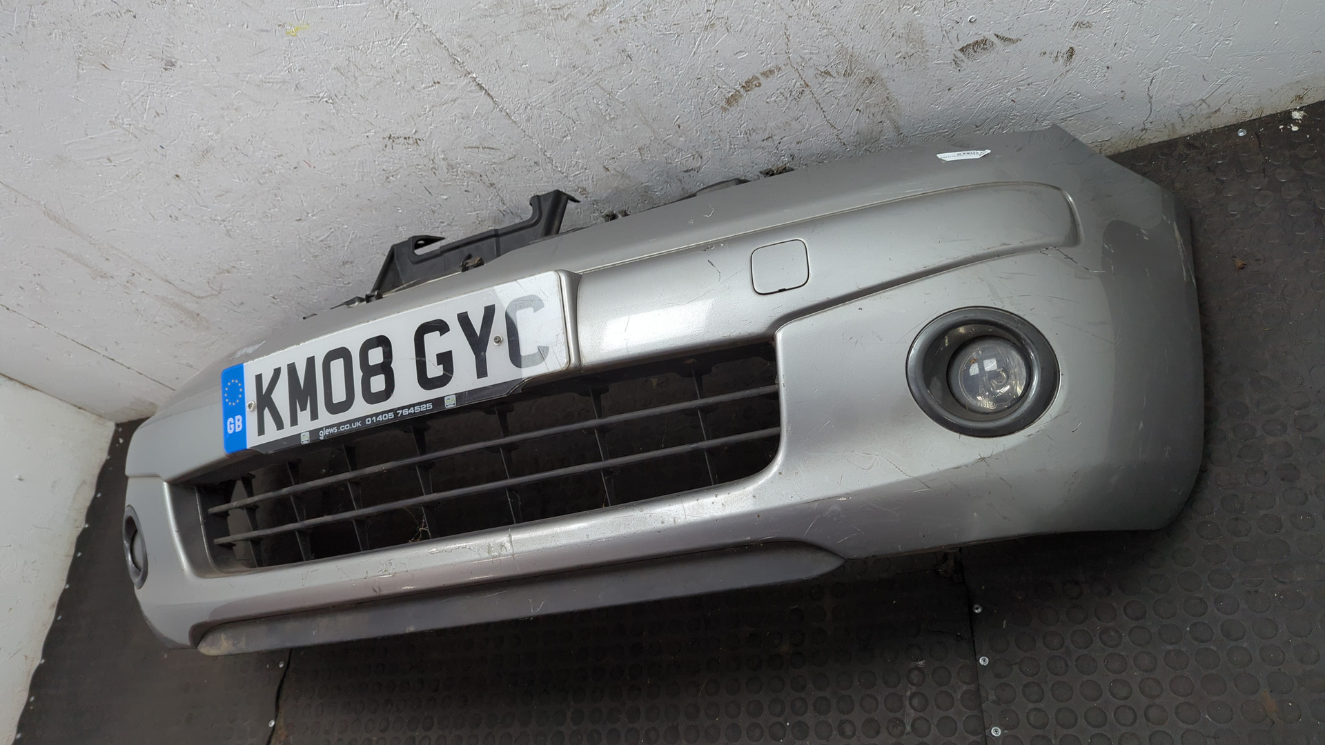 Бампер передний