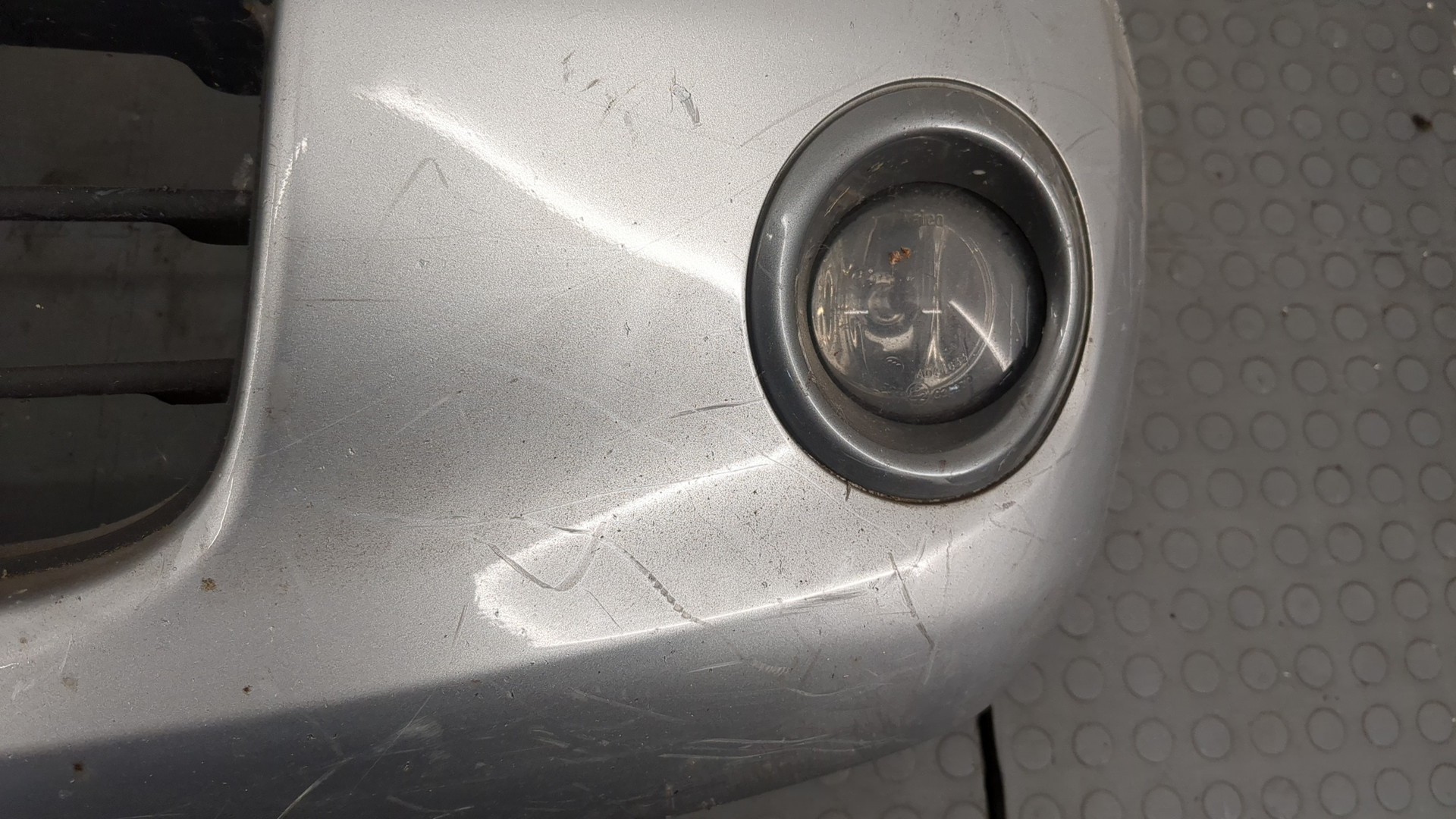 Бампер передний