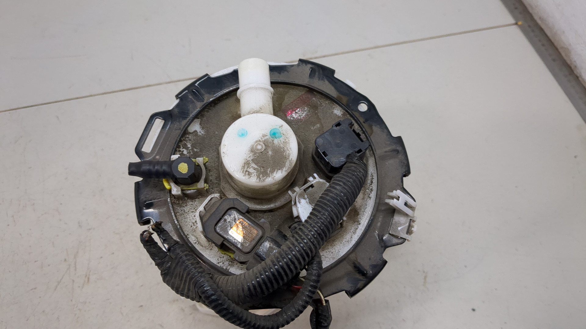 Насос топливный электрический