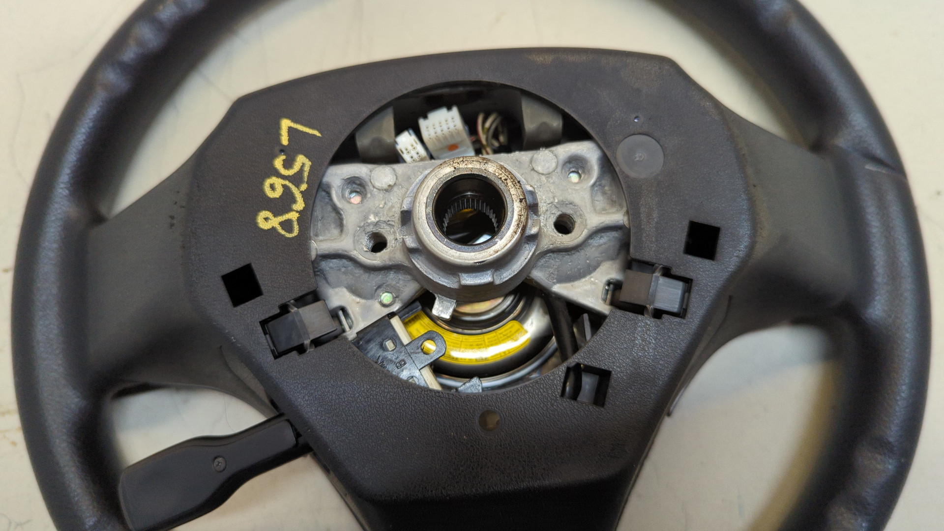 Рулевое колесо (руль)