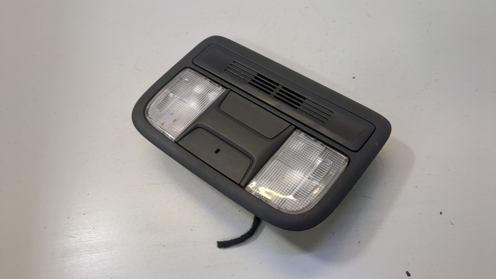 Плафон салонный