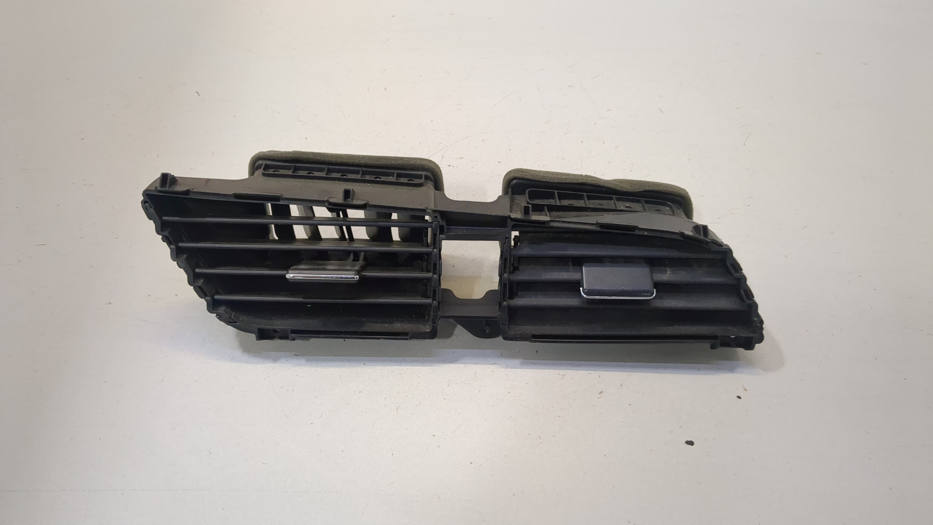 Дефлектор воздушный