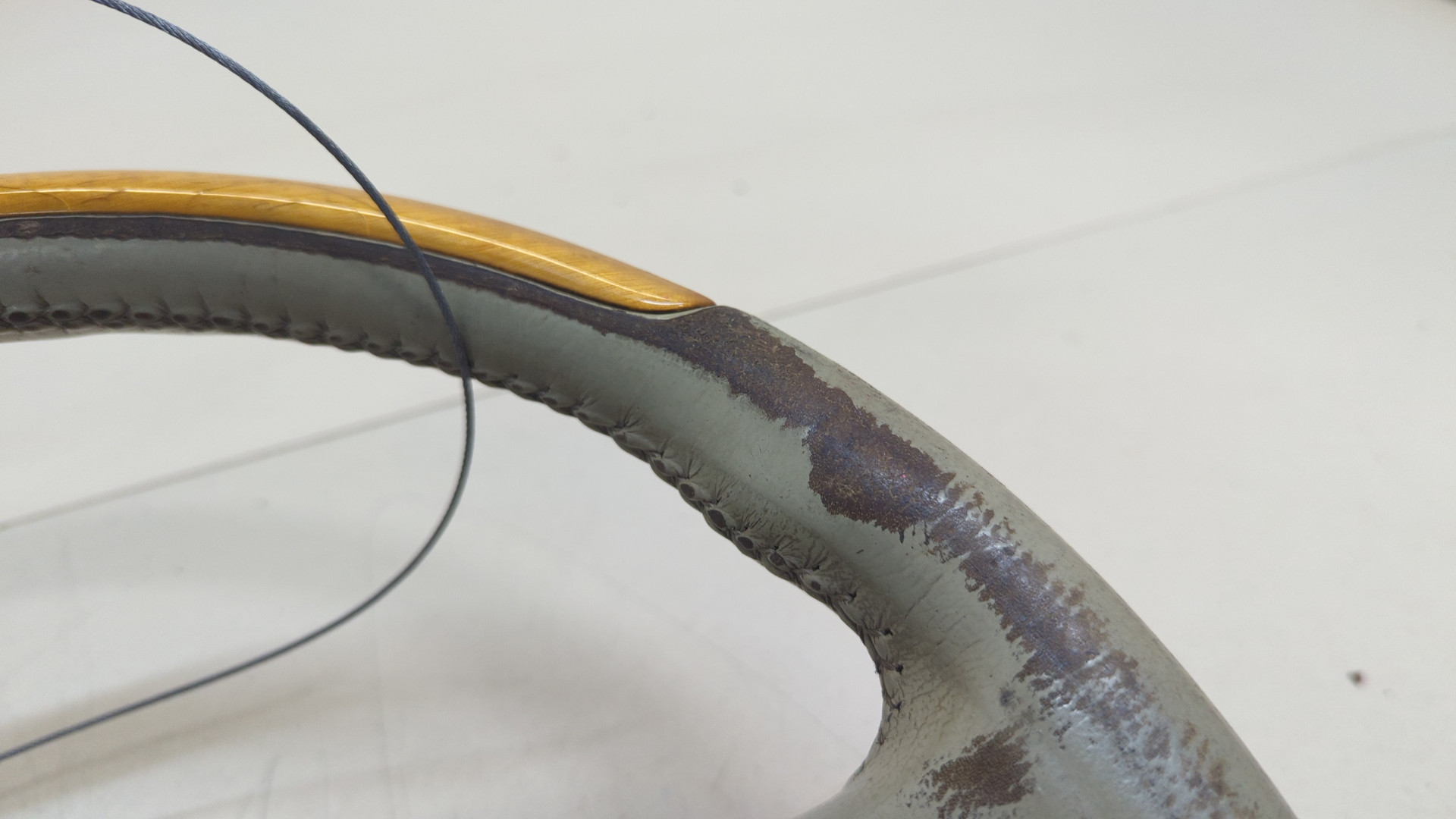 Рулевое колесо (руль)