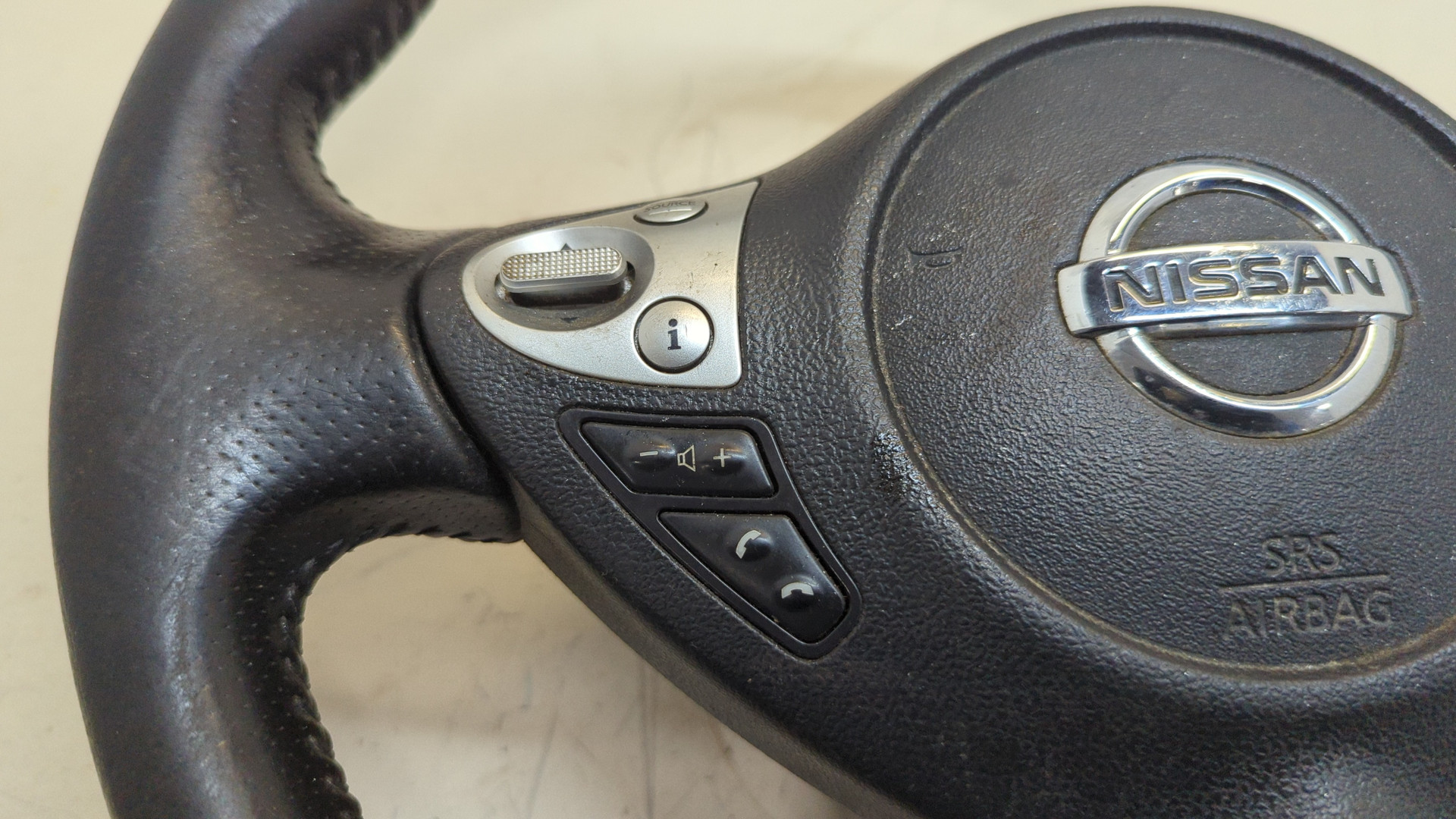 Рулевое колесо (руль)