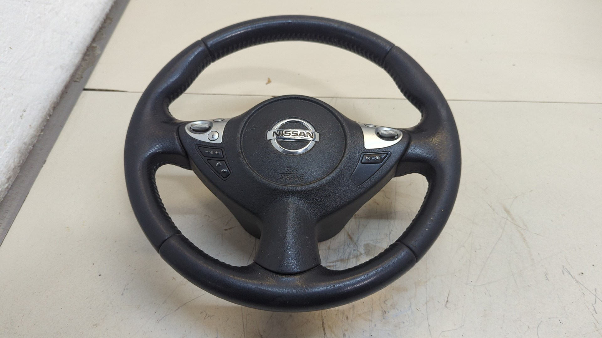 Рулевое колесо (руль)