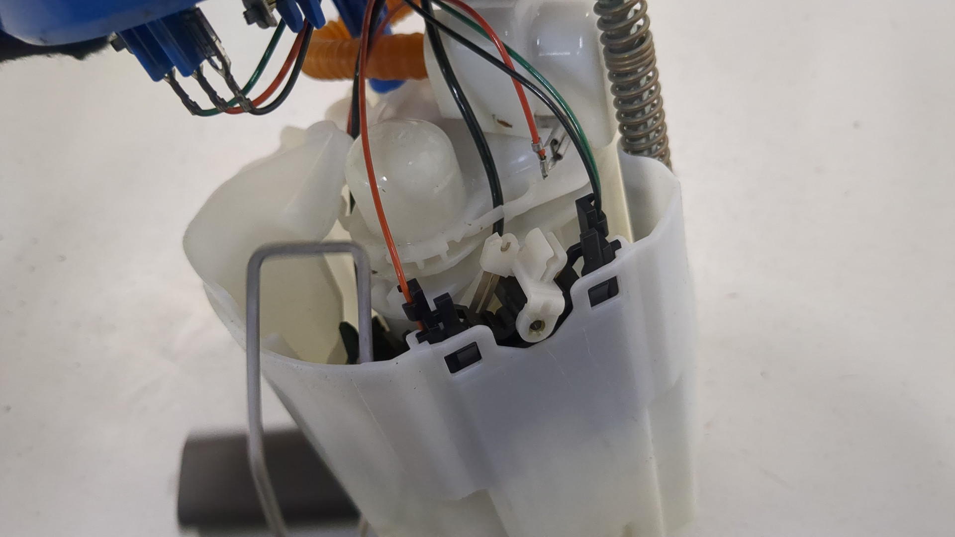 Насос топливный электрический