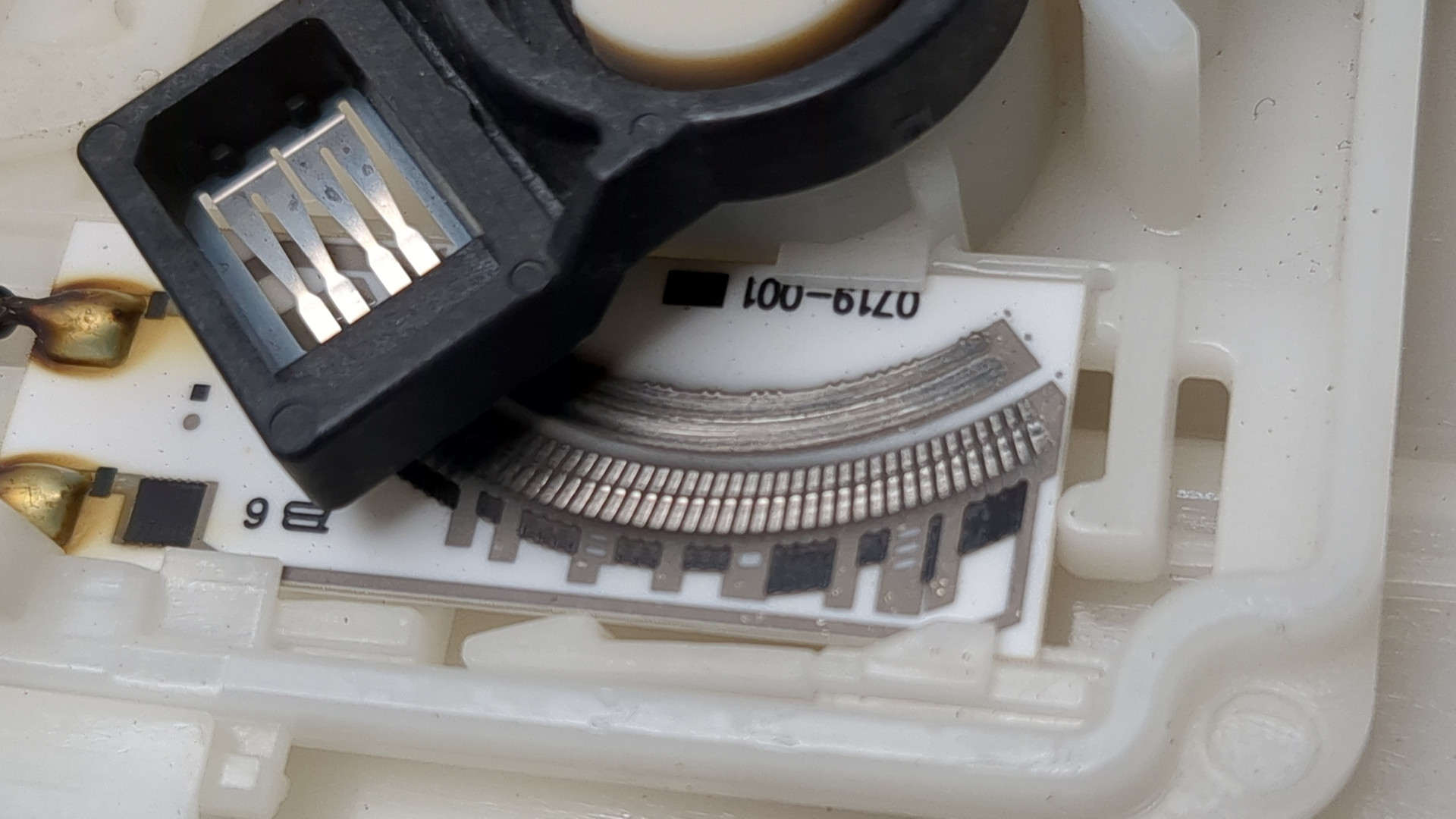 Насос топливный электрический