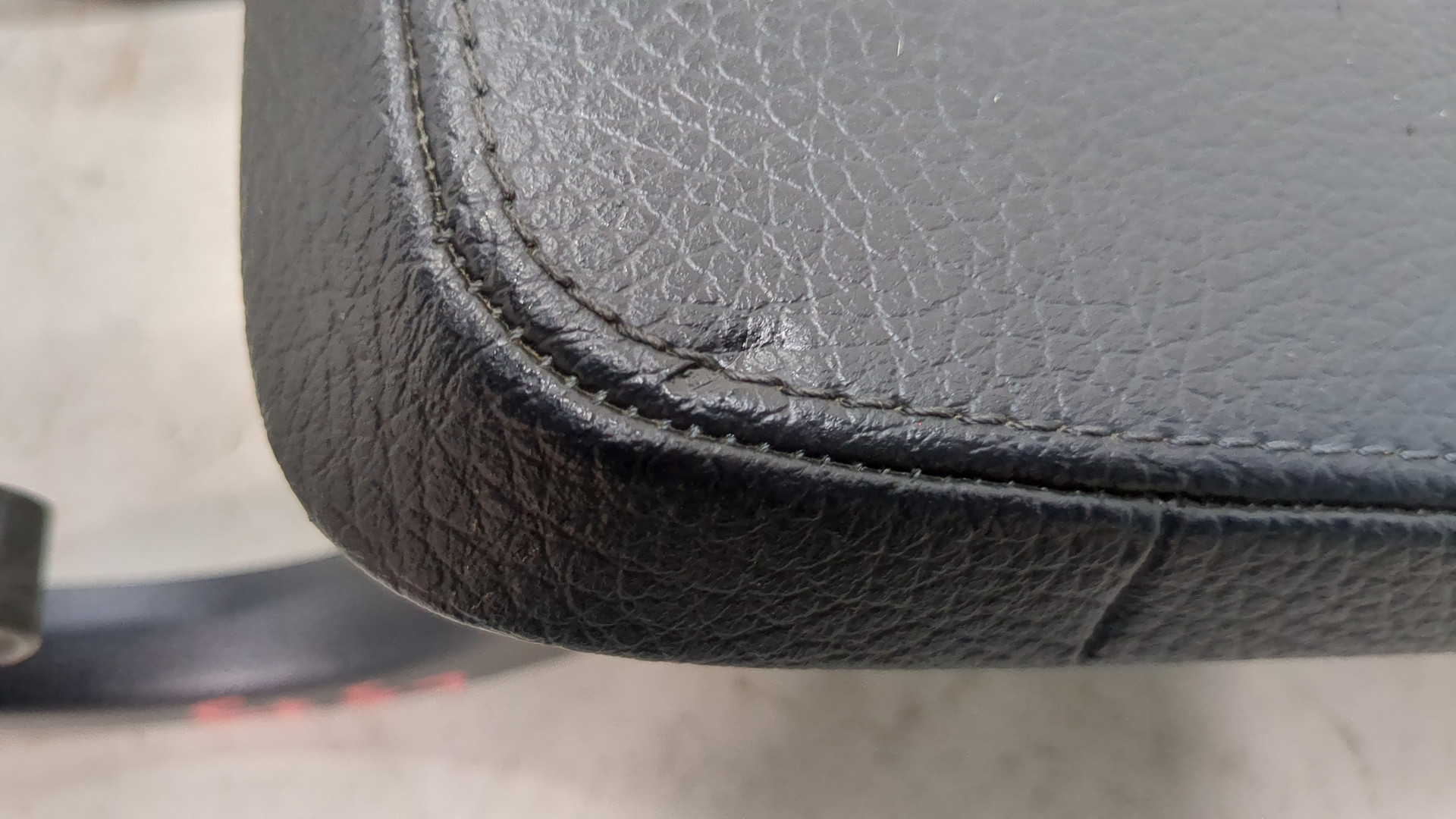 Подлокотник