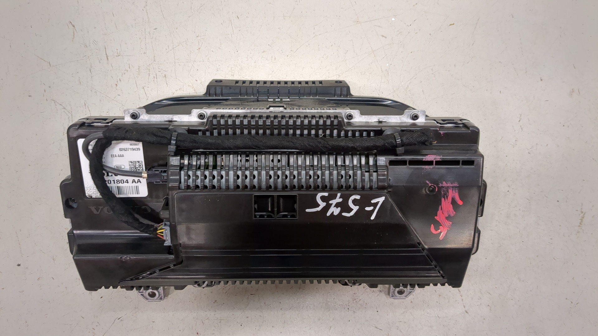 Панель приборов