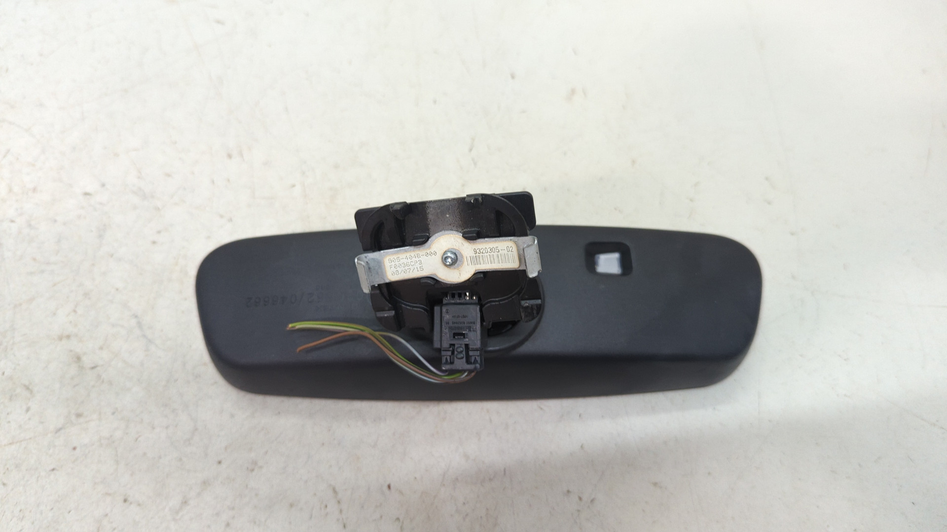 Зеркало заднего вида