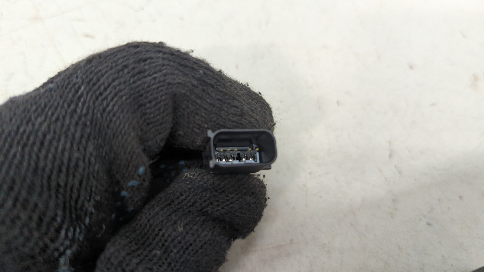 Ответная часть ремня безопасности