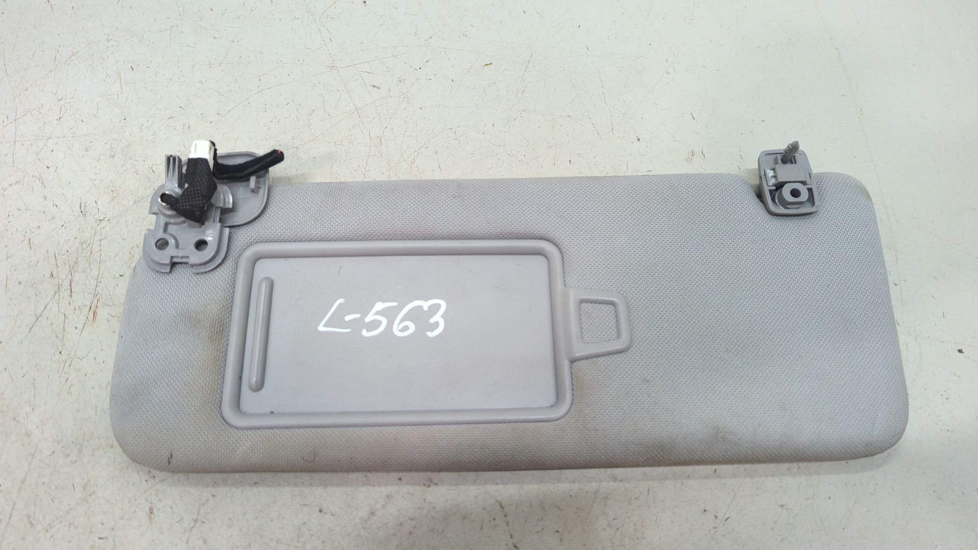 Козырек солнцезащитный