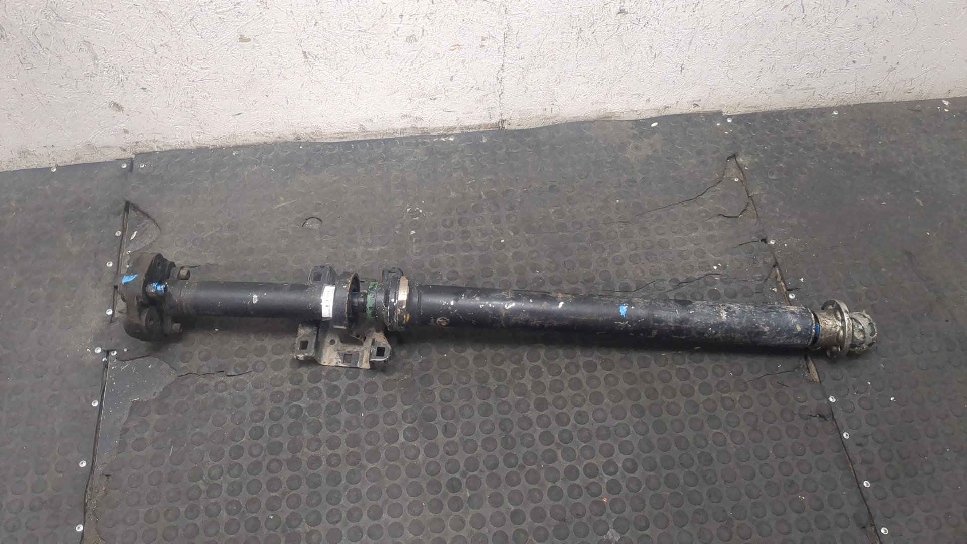 Вал карданный задний