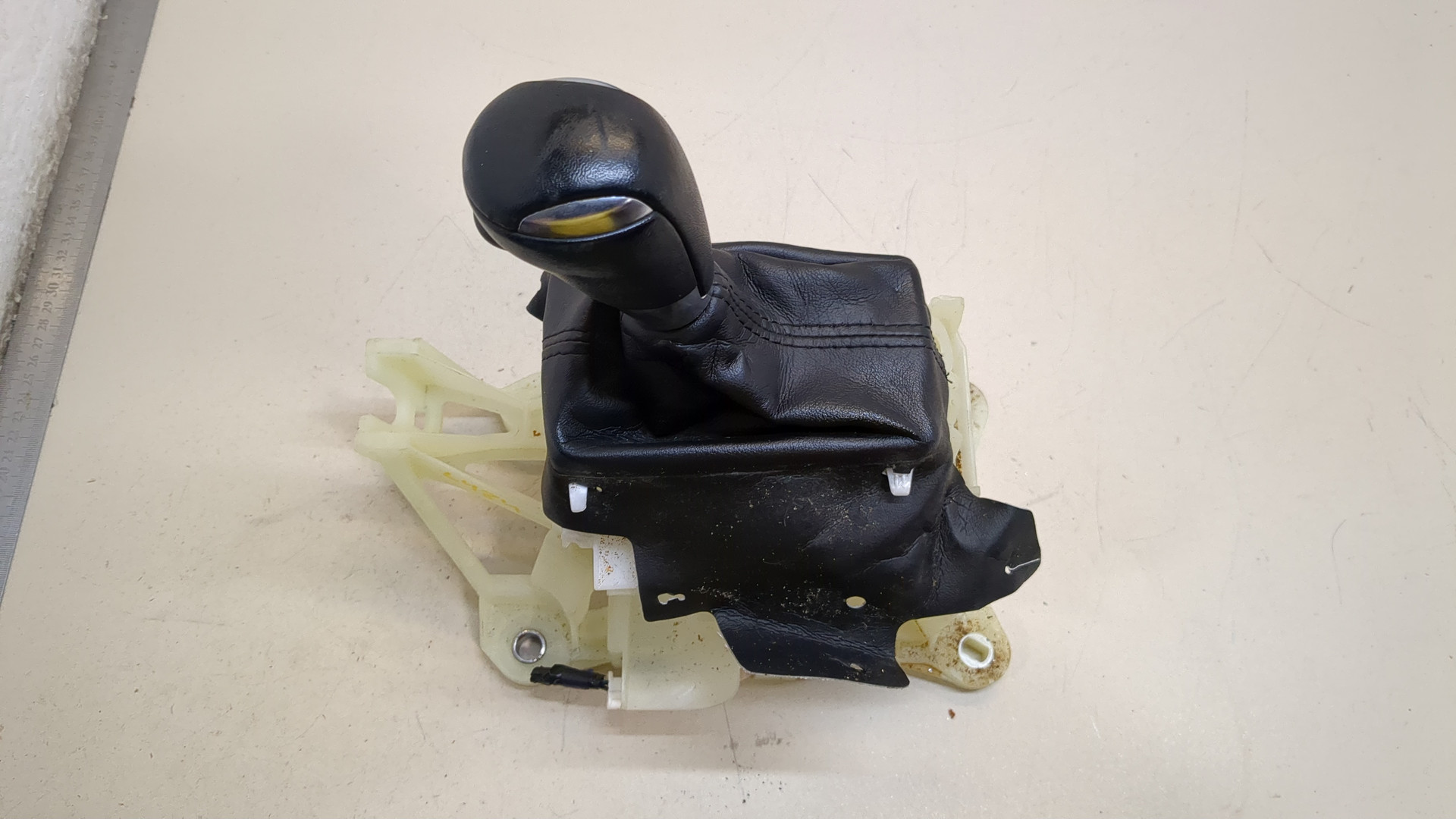 Кулиса МКПП / АКПП