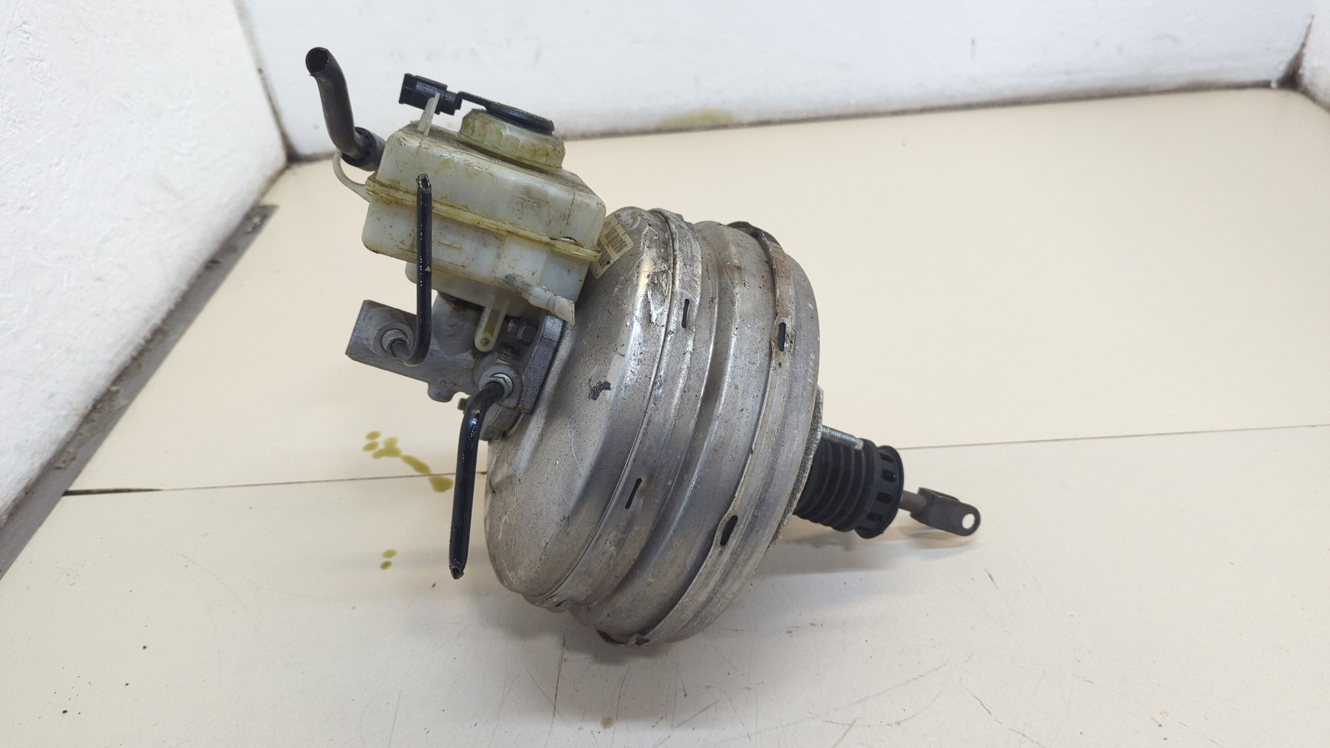 Цилиндр тормозной главный