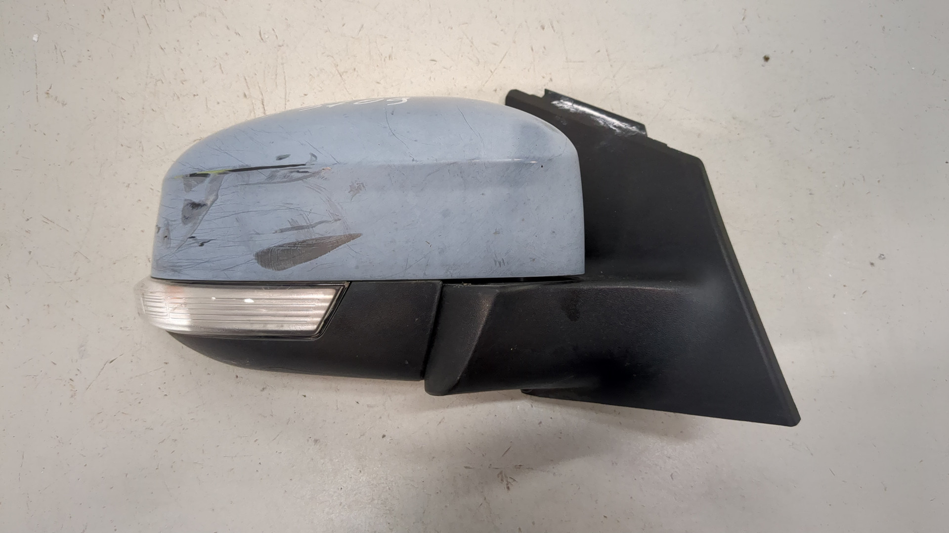 Зеркало правое электрическое