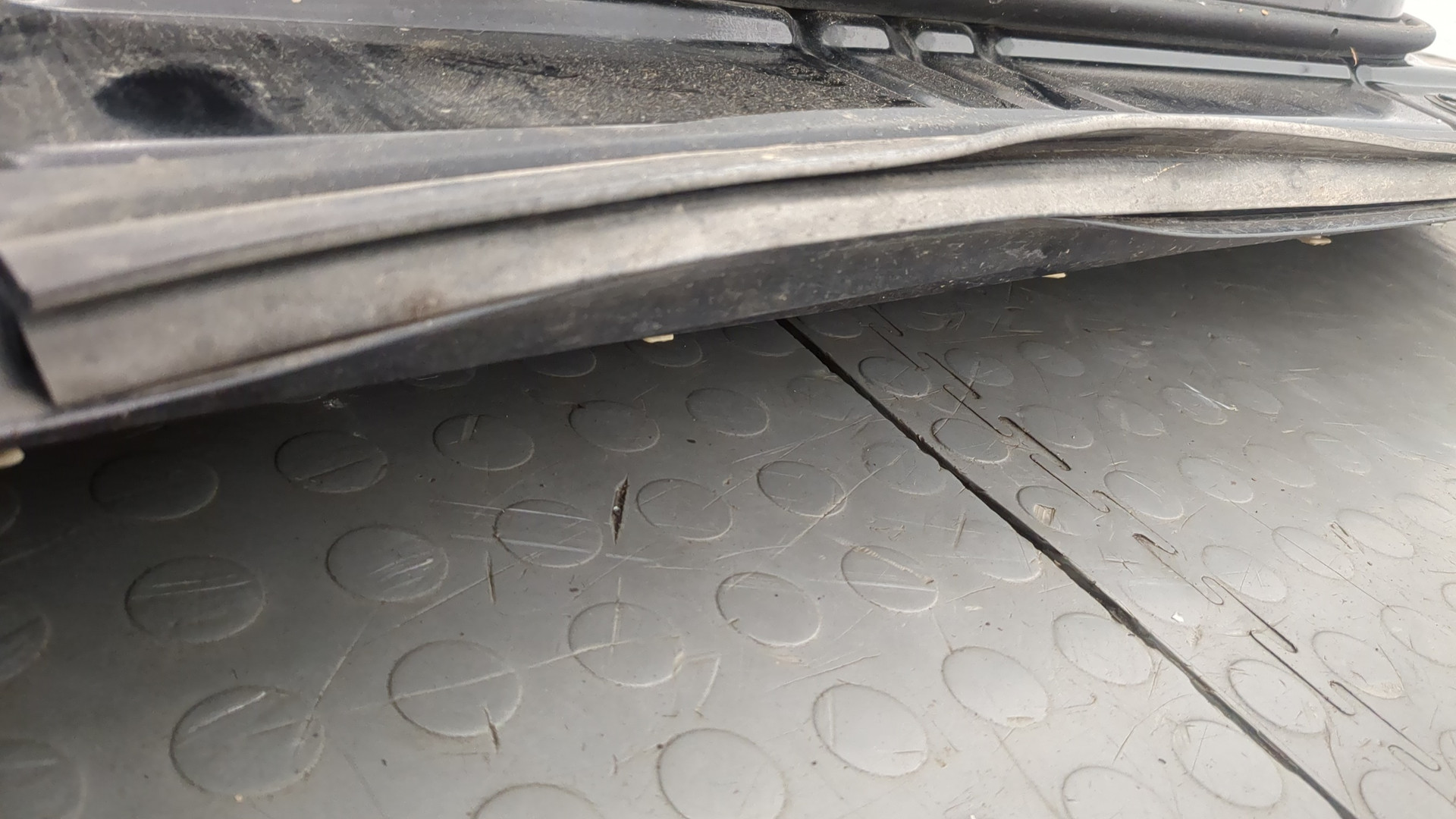 Дверь передняя правая