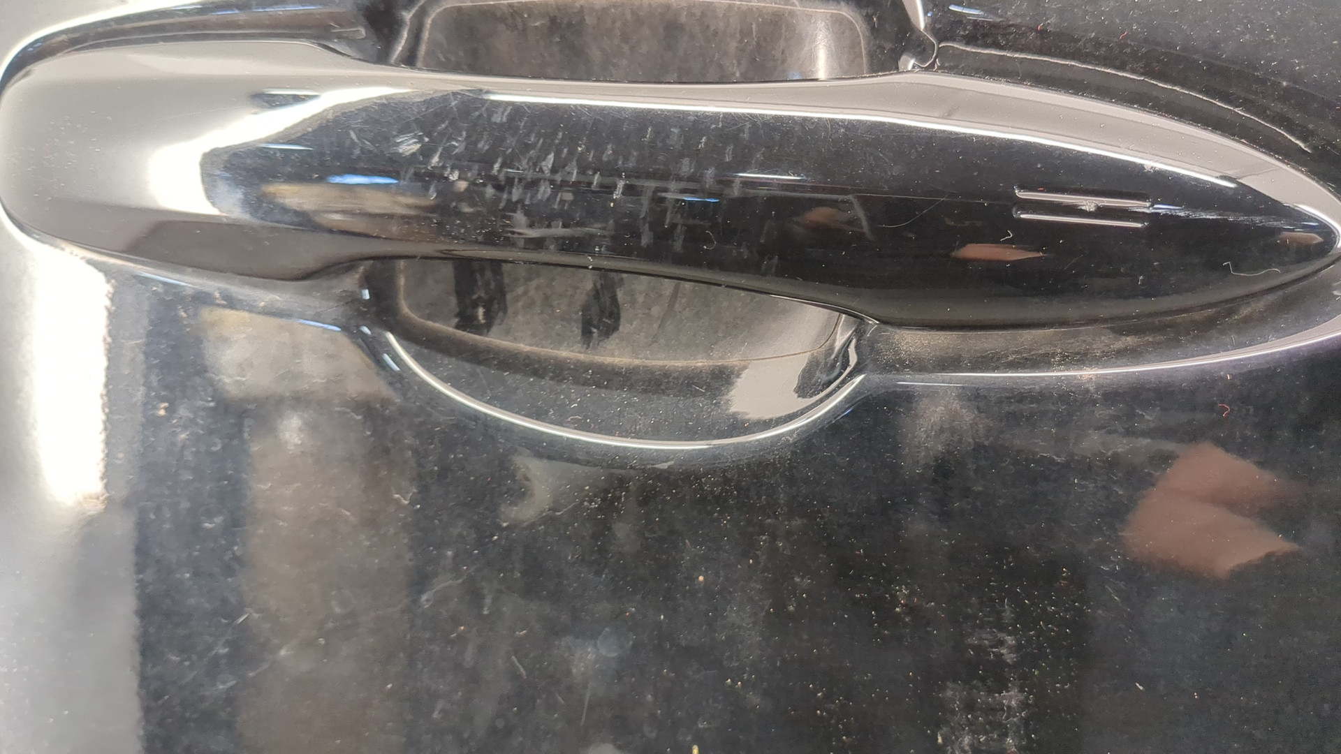 Дверь передняя правая