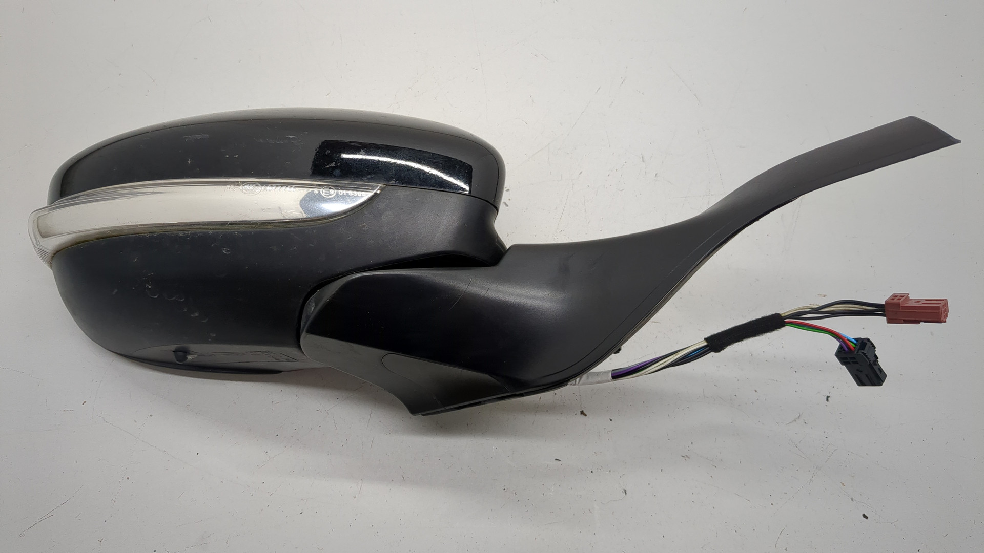 Зеркало правое электрическое