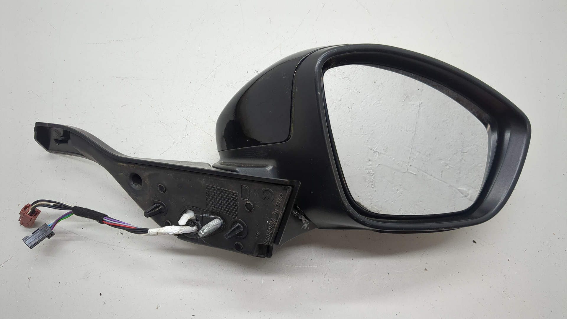 Зеркало правое электрическое