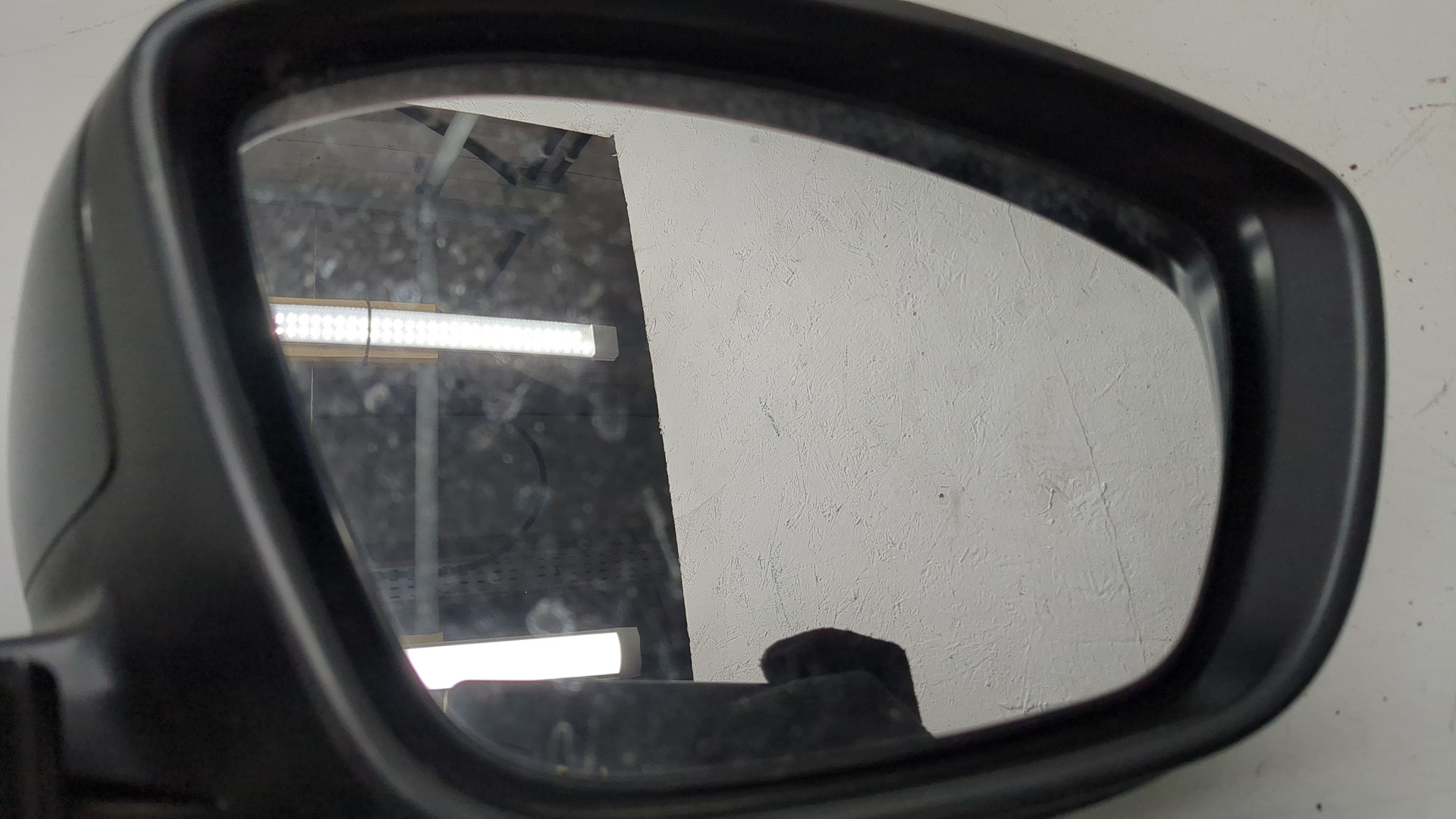 Зеркало правое электрическое