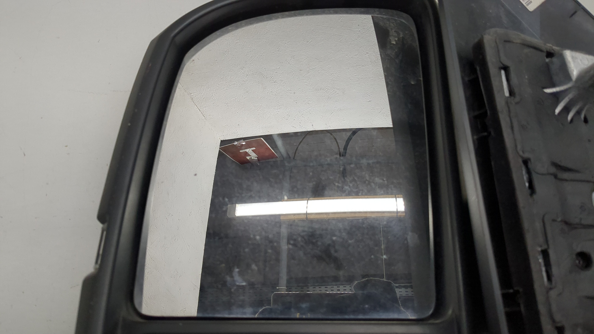 Зеркало левое электрическое