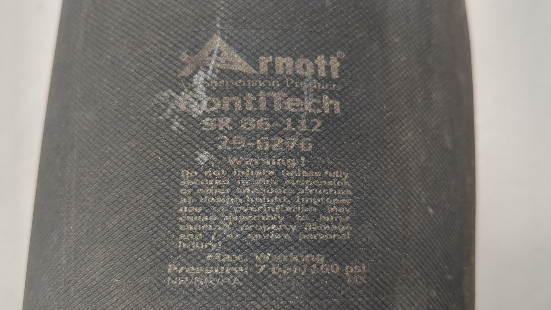 Амортизатор задний (стойка)