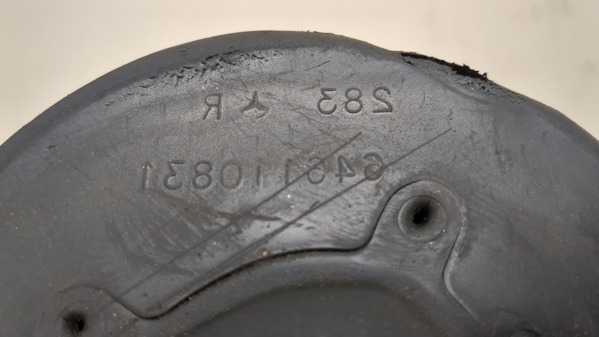 Амортизатор задний (стойка)