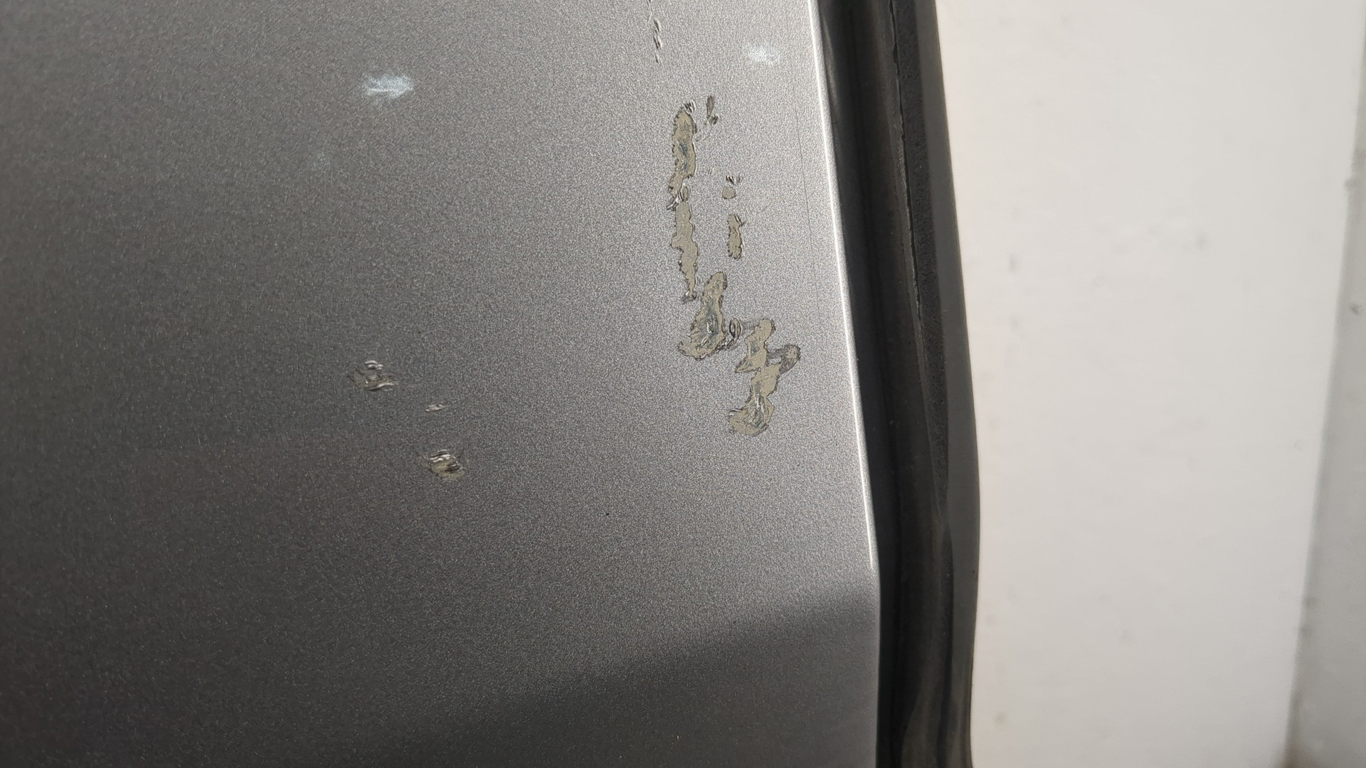 Дверь багажника левая