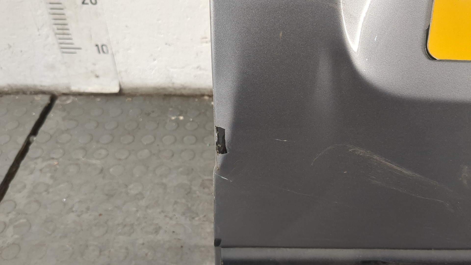 Дверь багажника левая