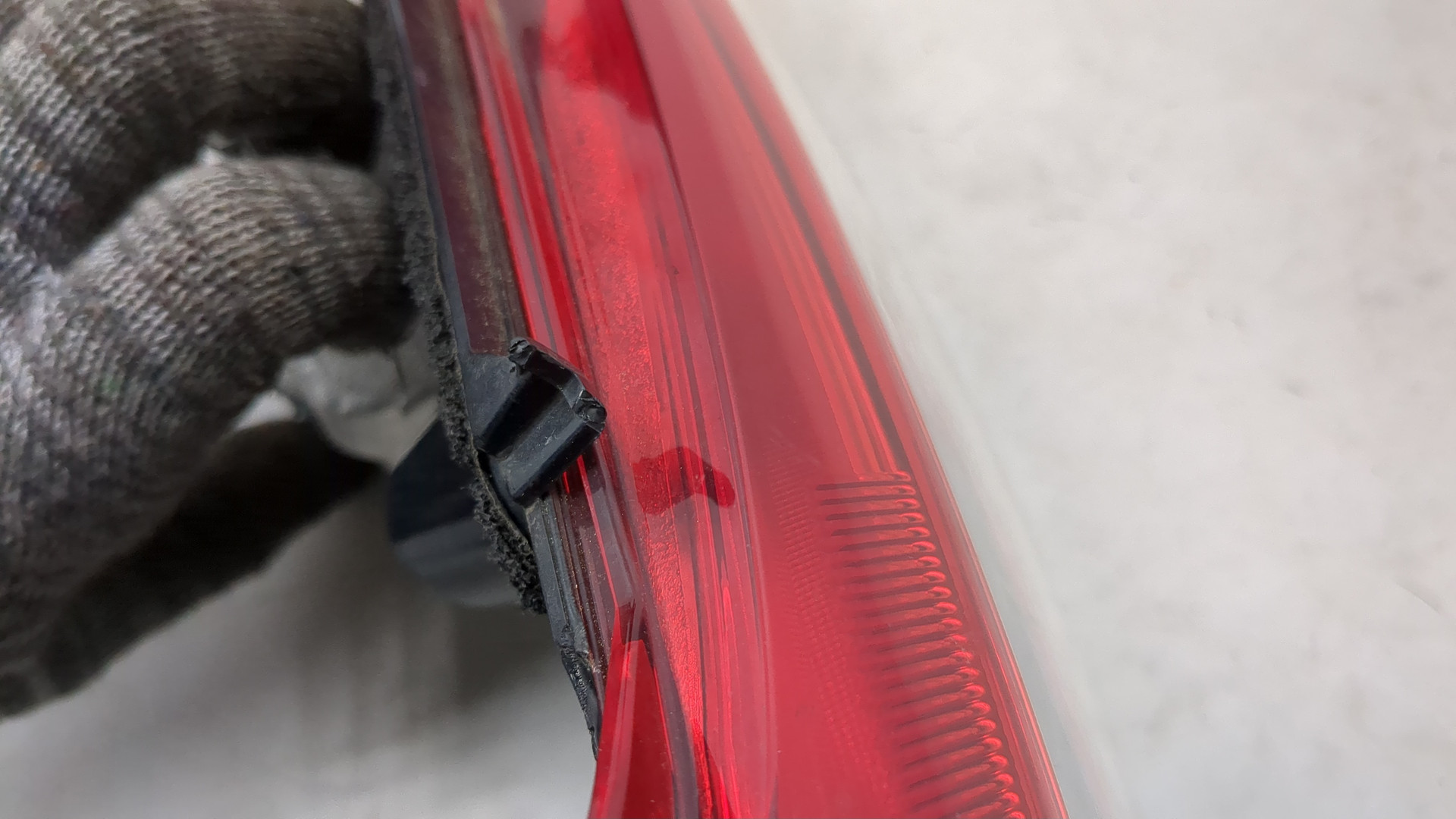 Фонарь задний внутренний левый